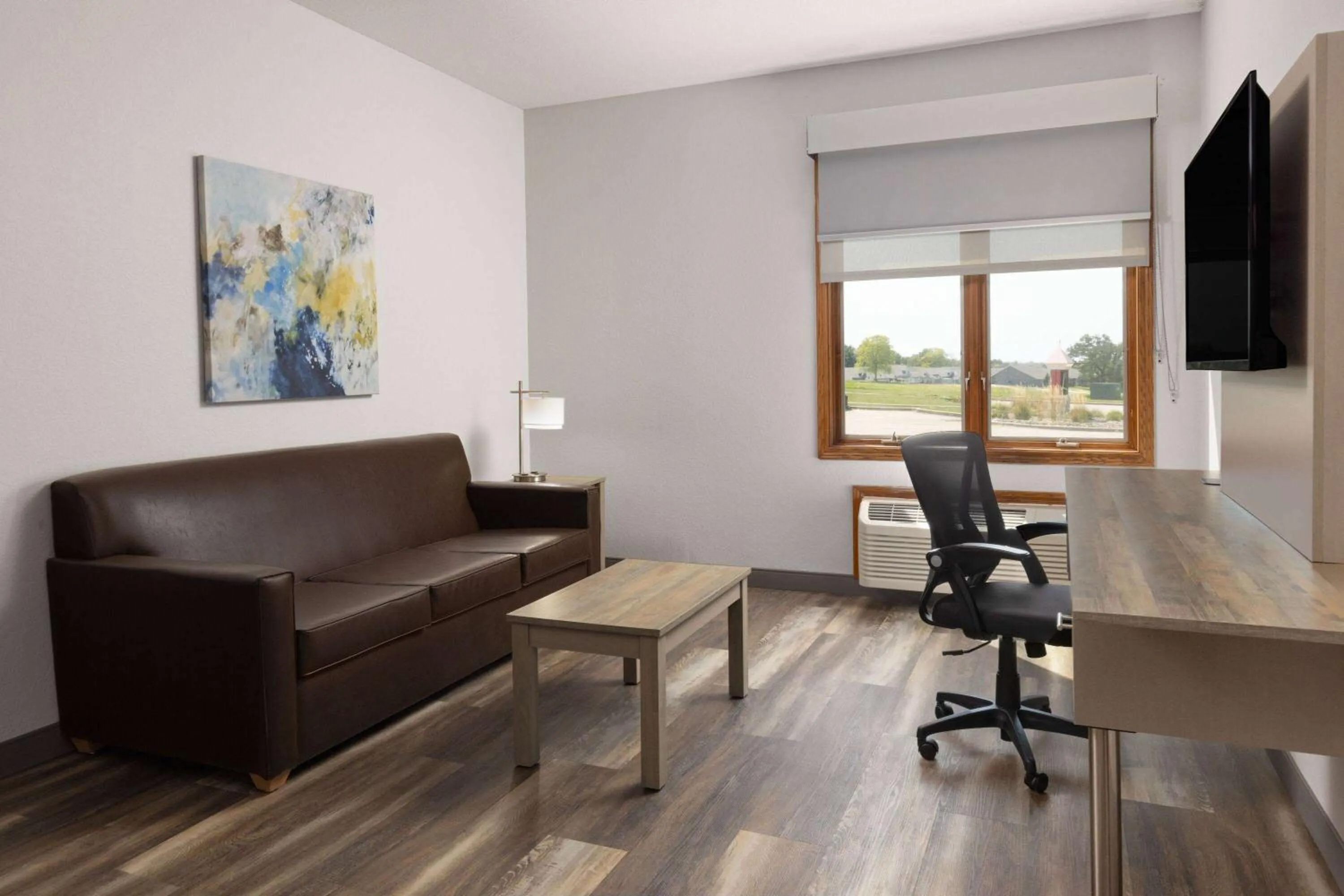 Bath in Links Bos Landen Hotel & Spa of Pella, Trademark by Wyndham