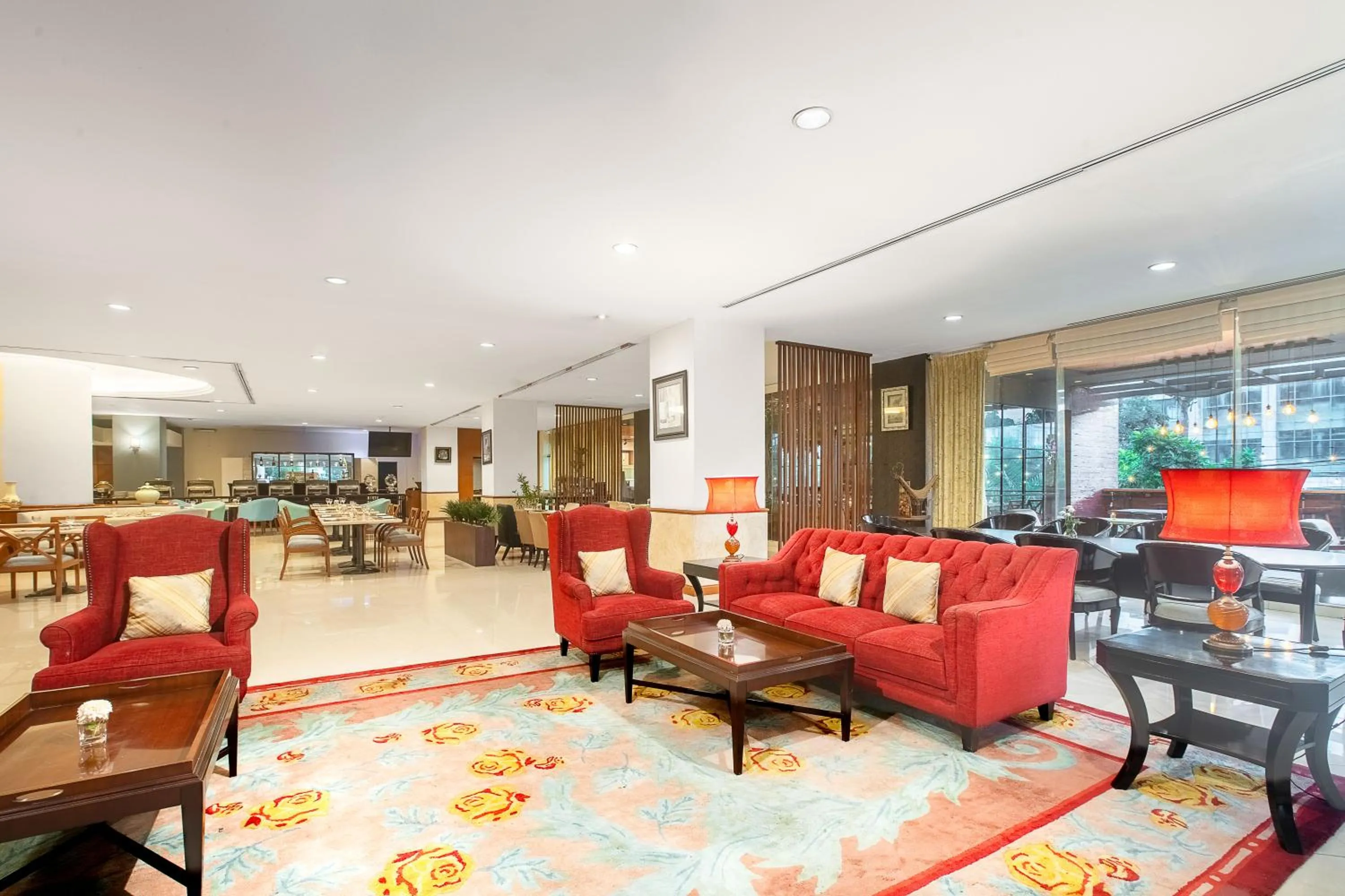 Restaurant/places to eat in Aryaduta Manado