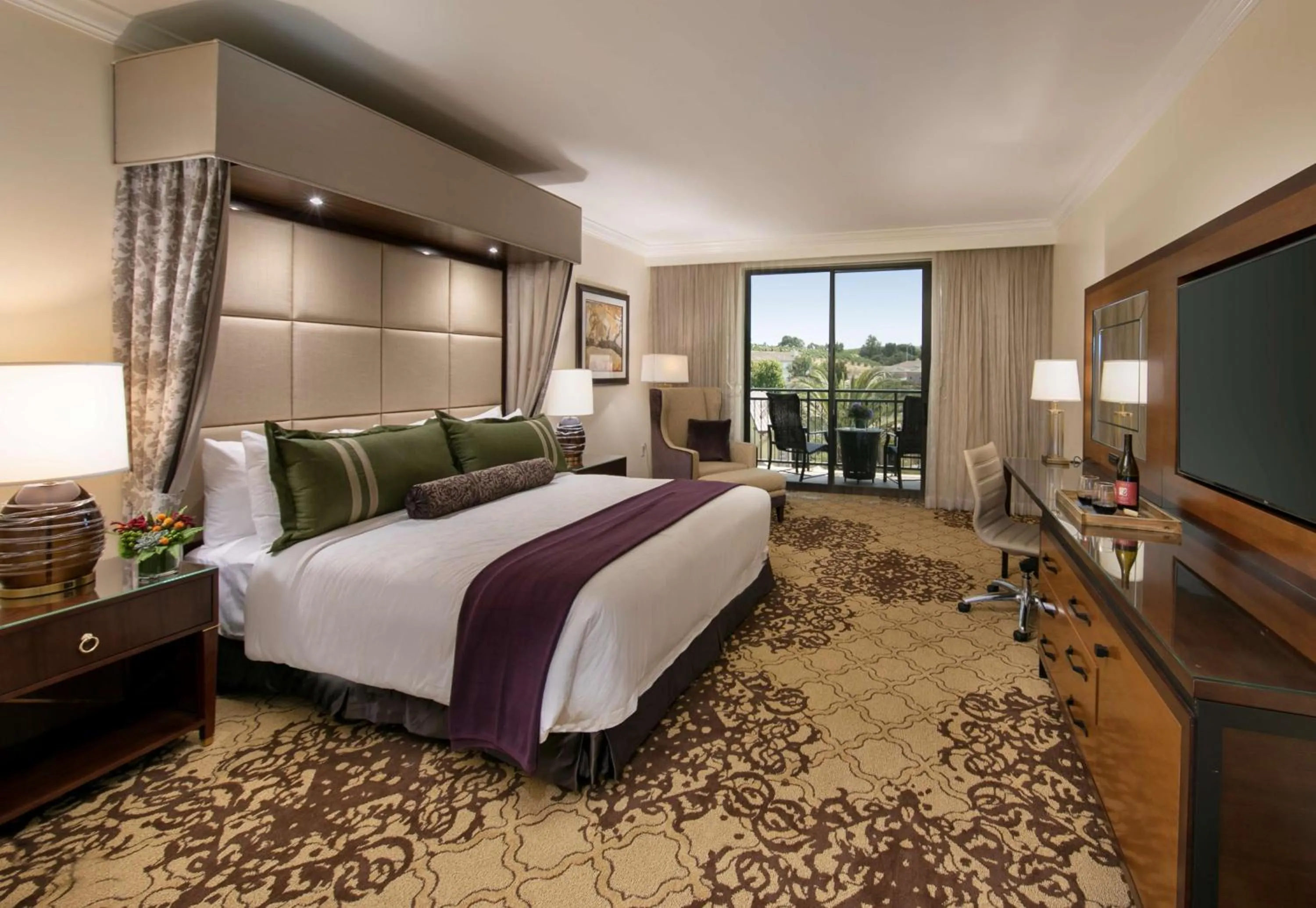 Bedroom, Bed in Grand Reserve at The Meritage