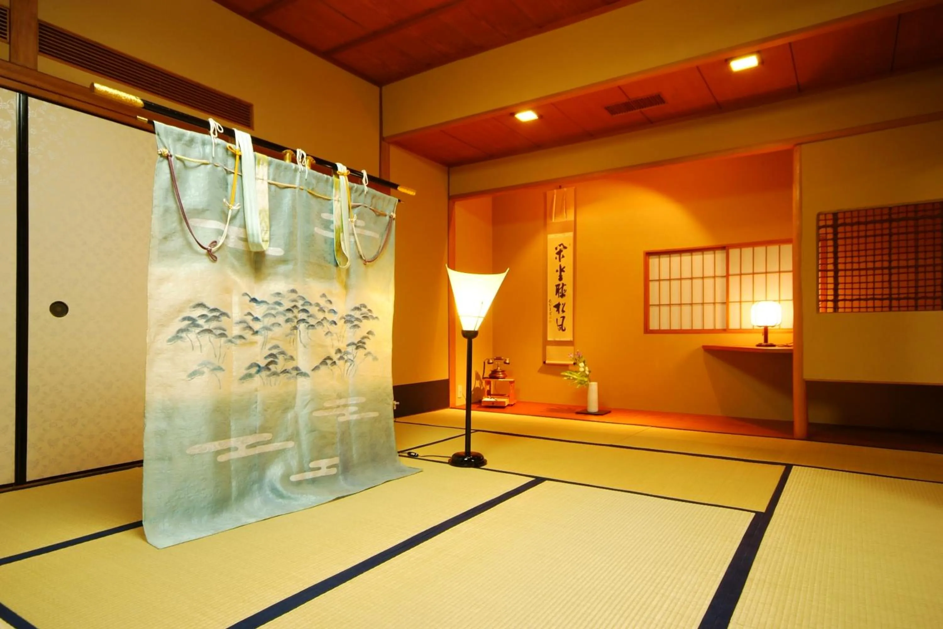 Living room in Monjusou Shourotei