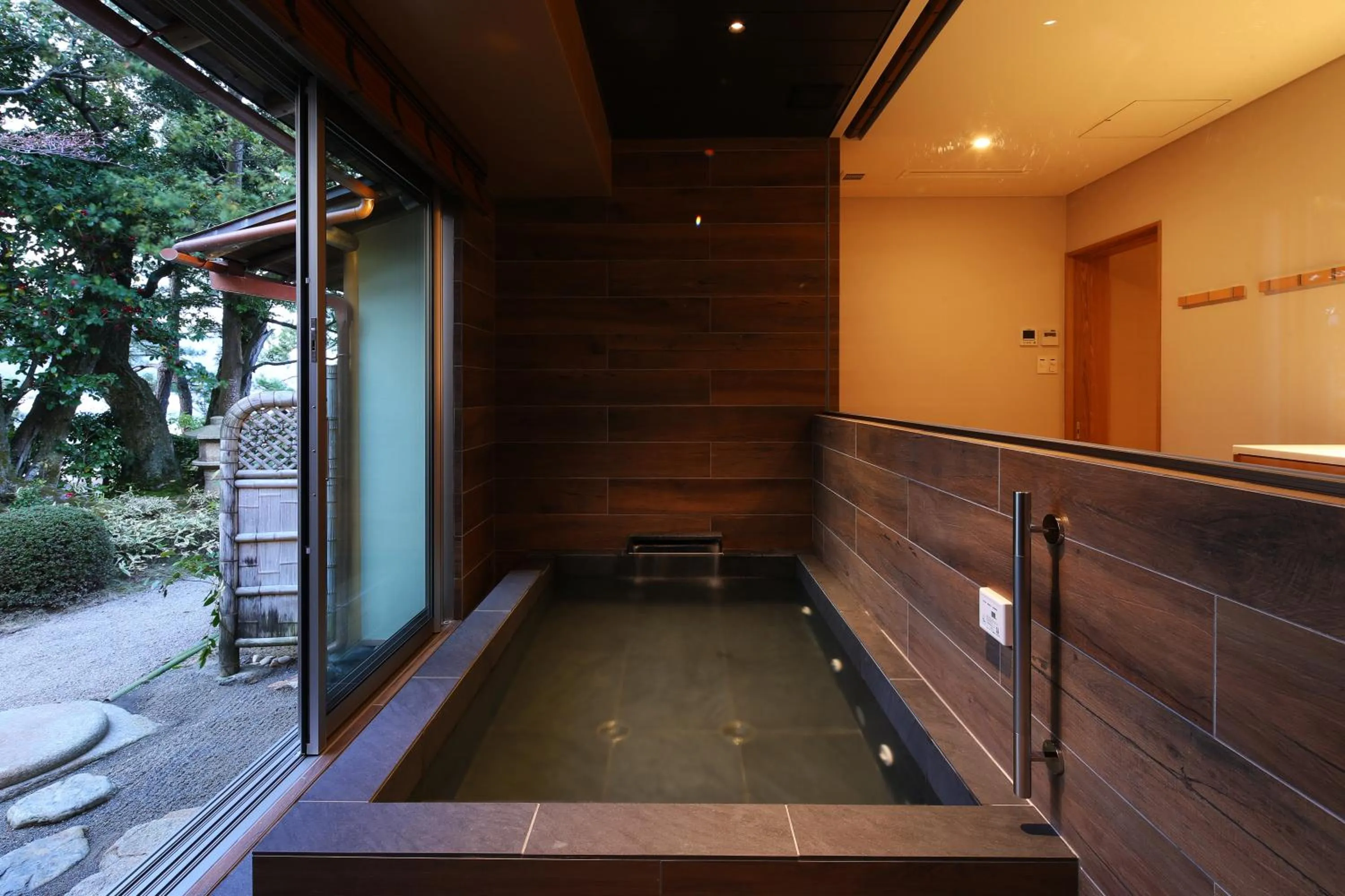 Bathroom in Monjusou Shourotei