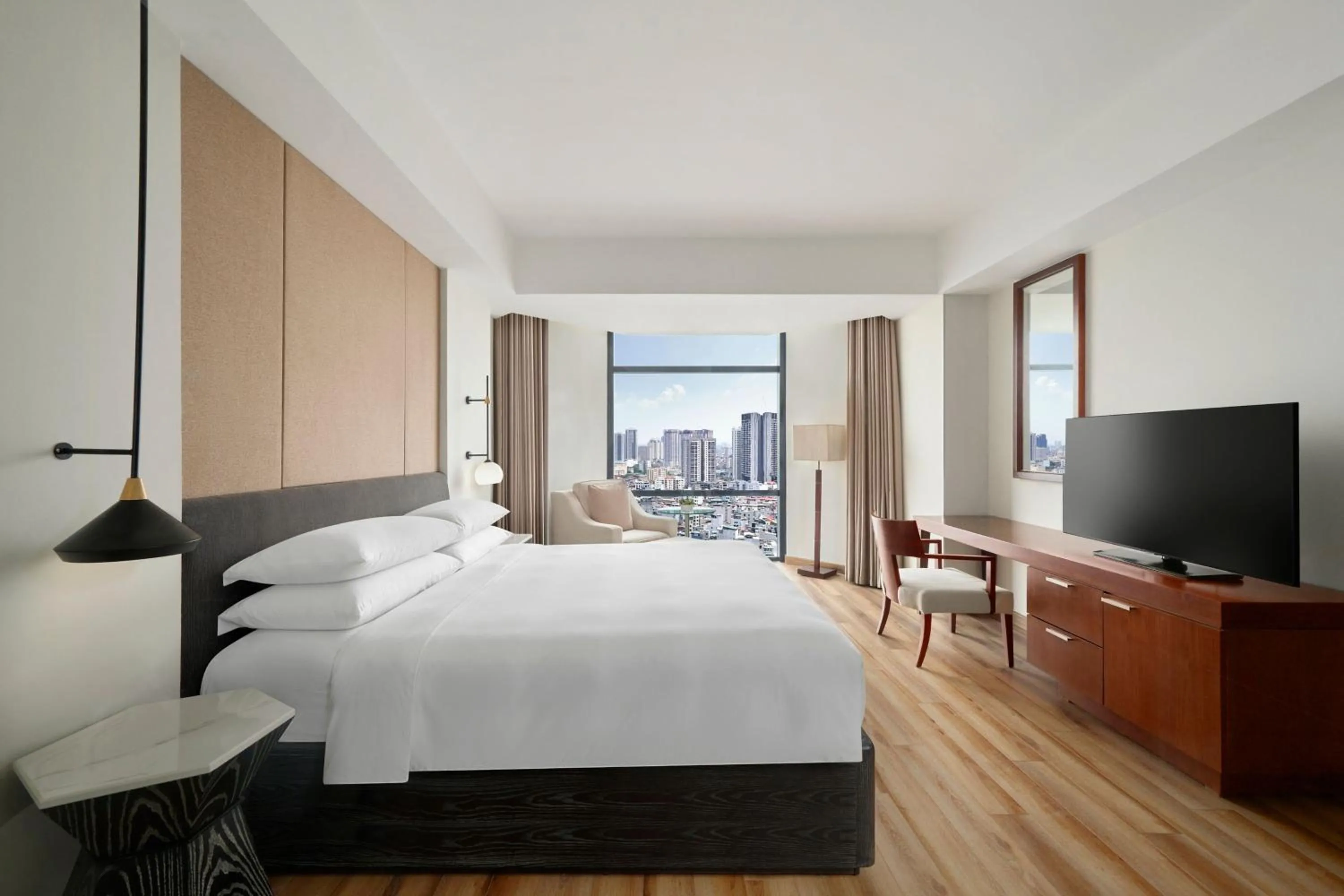 Photo of the whole room, Bed in Sheraton Hanoi West