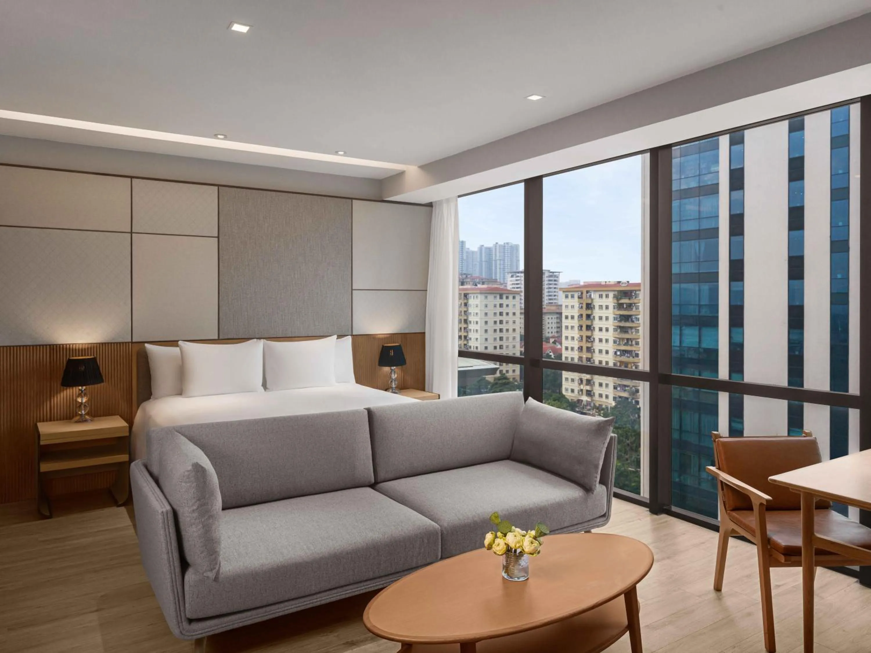 Bedroom, Bed in Sheraton Hanoi West