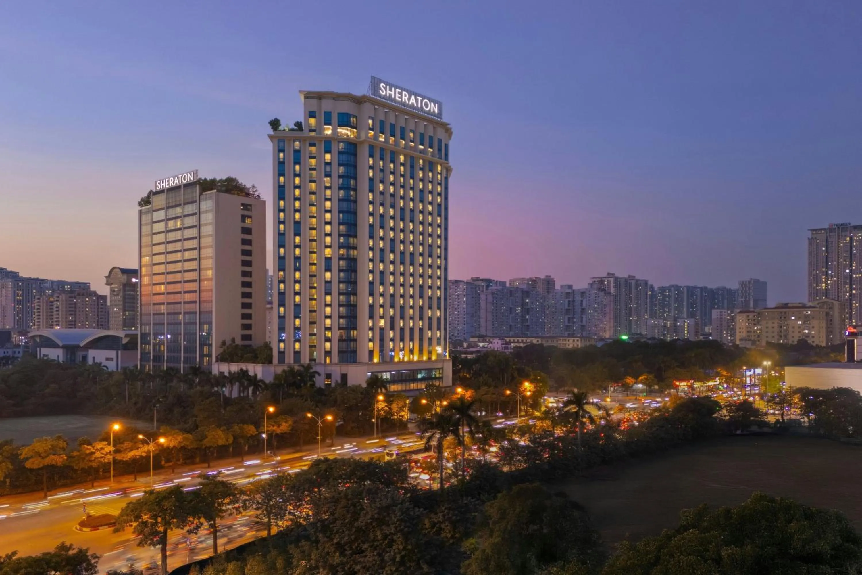Property building in Sheraton Hanoi West