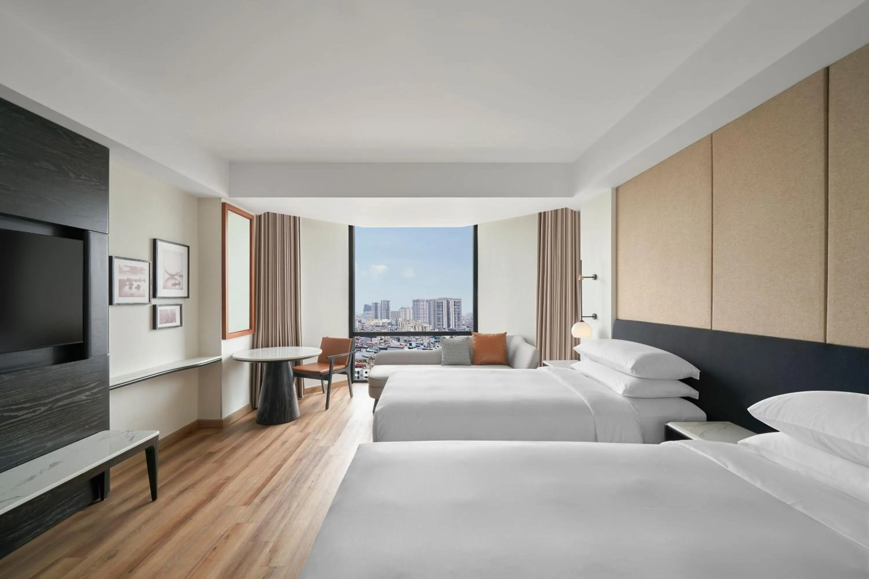 Photo of the whole room, Bed in Sheraton Hanoi West