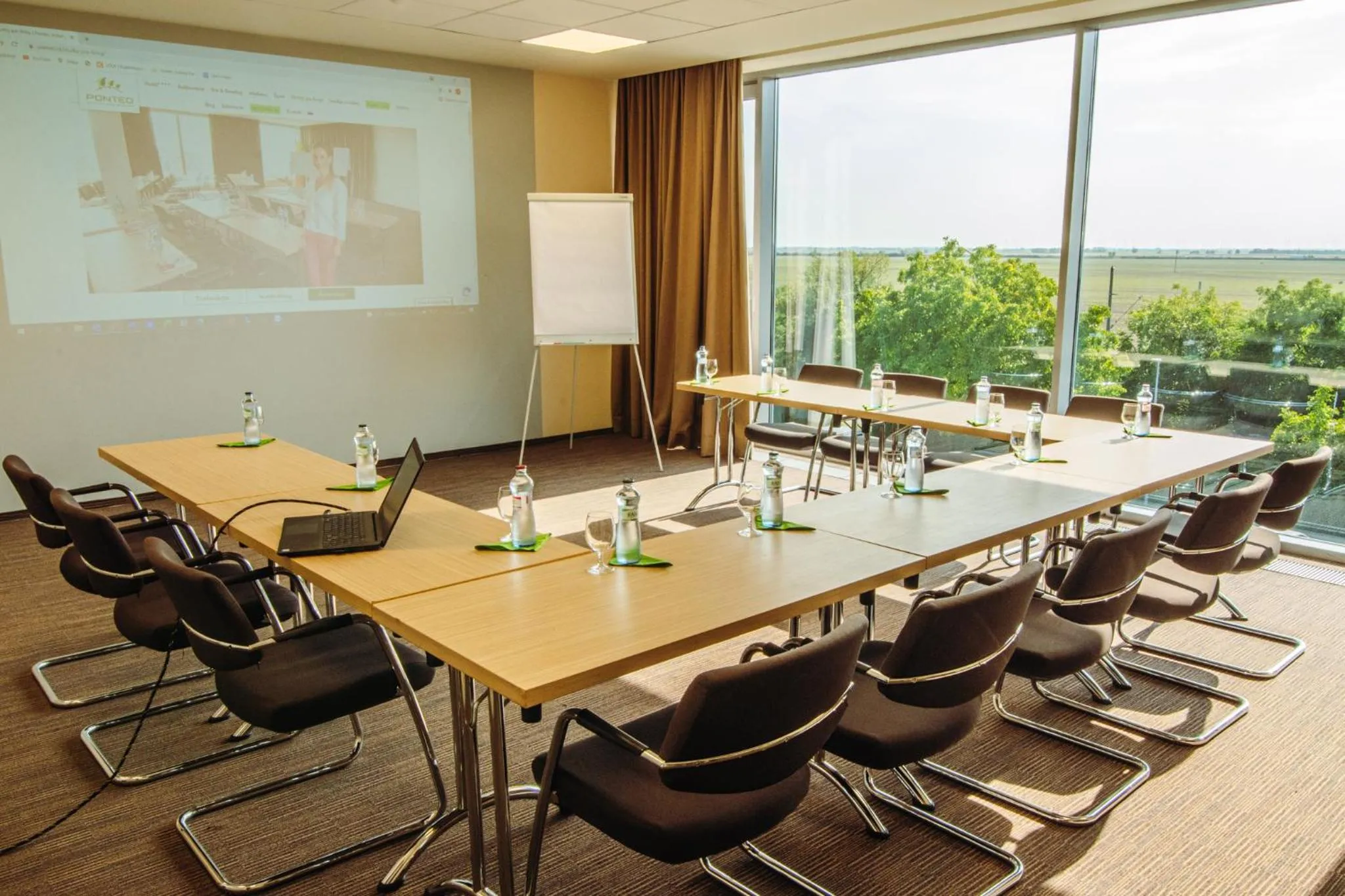 Meeting/conference room in Hotel Ponteo - Activity Park