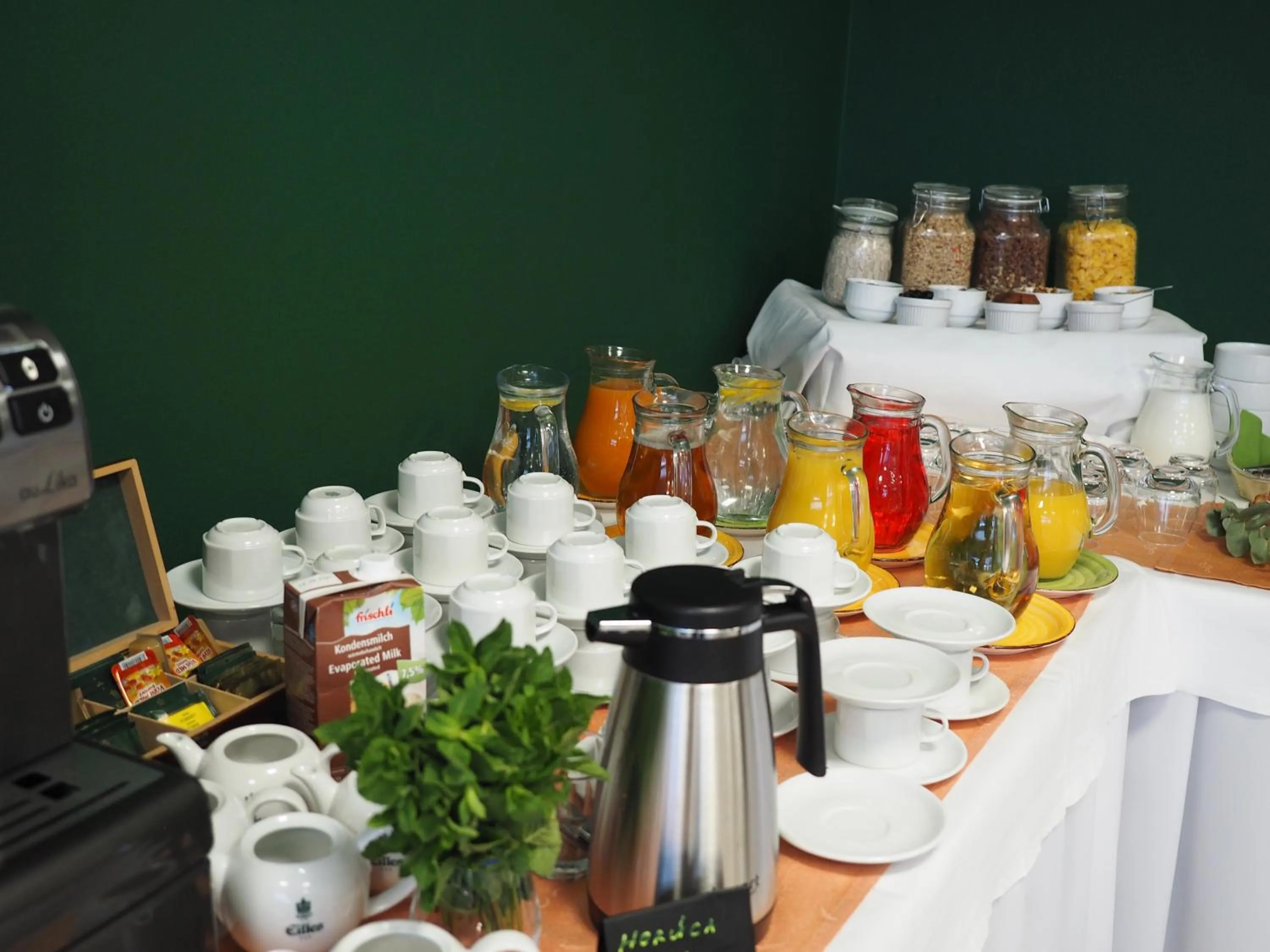 Restaurant/places to eat in Hotel Ponteo - Activity Park