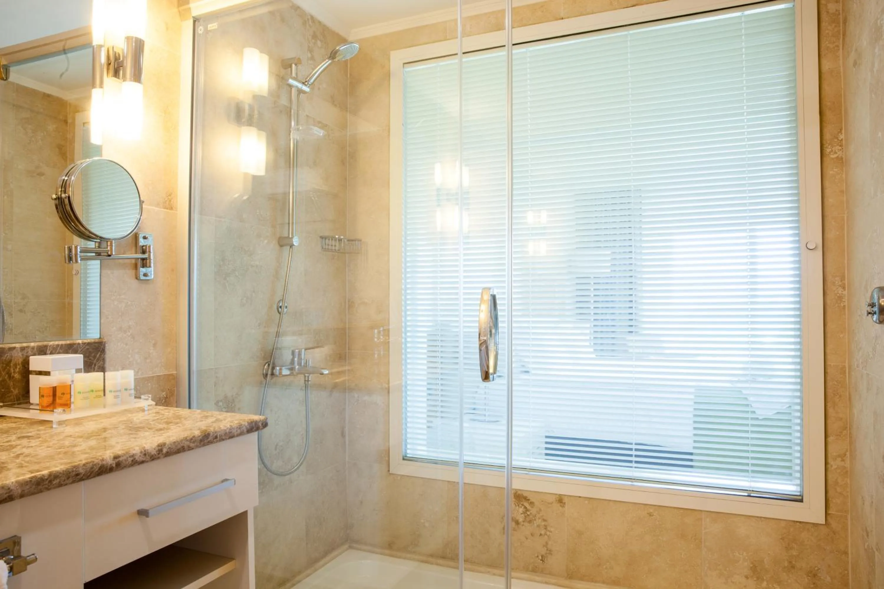 Shower in Bellazure Hotel