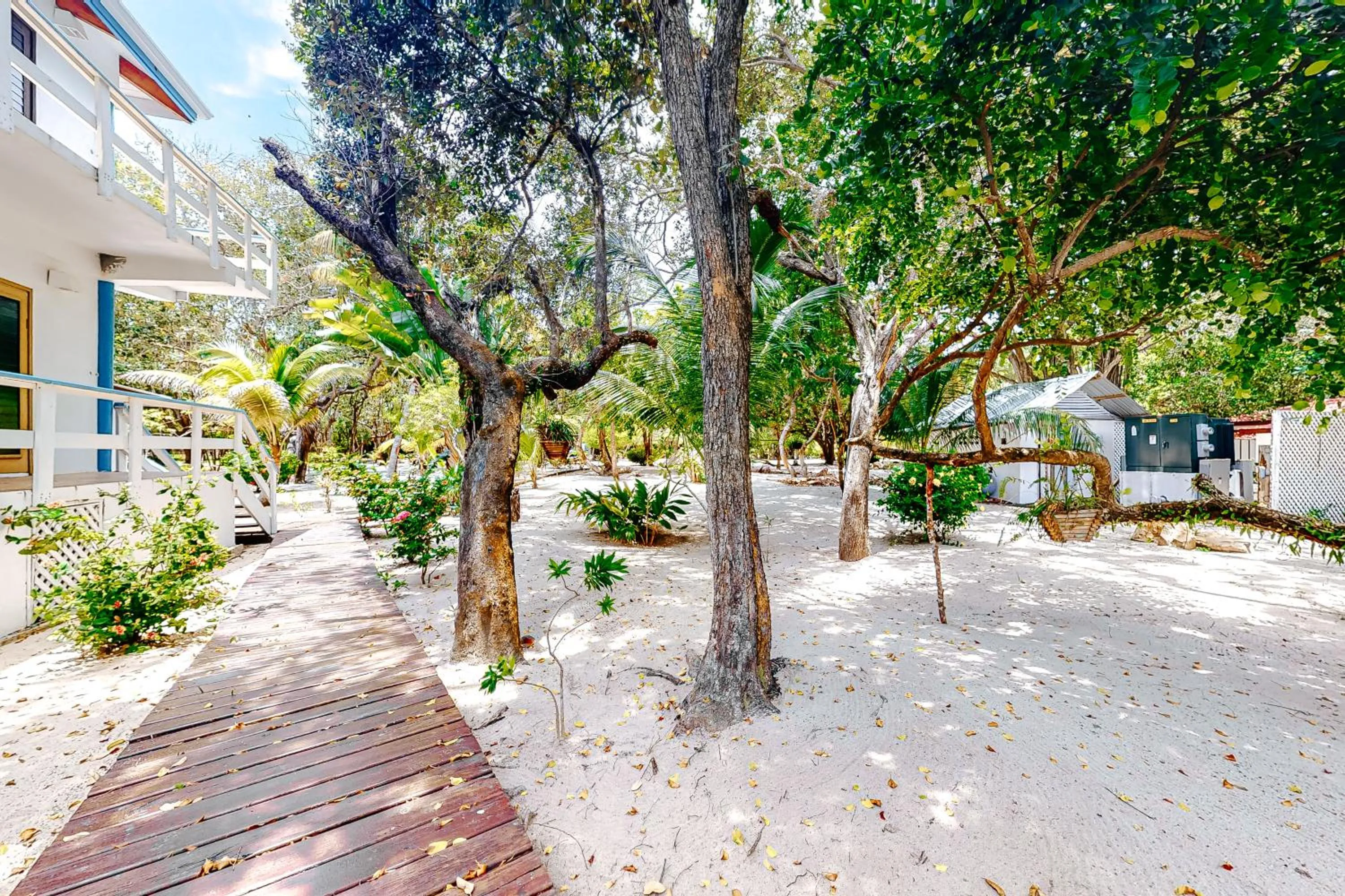 Condo #24 @ Beachside Villas