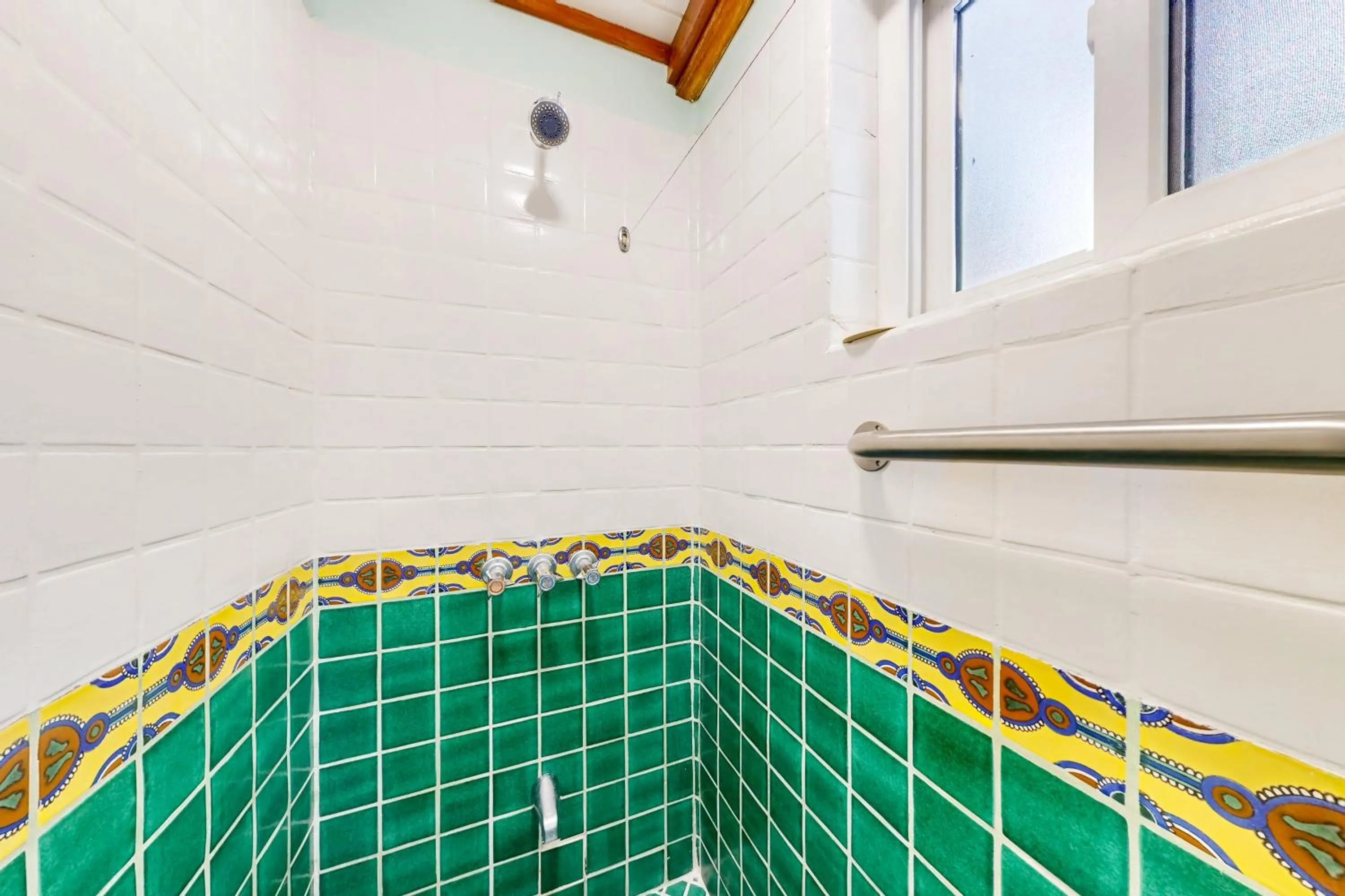 Condo #24 @ Beachside Villas