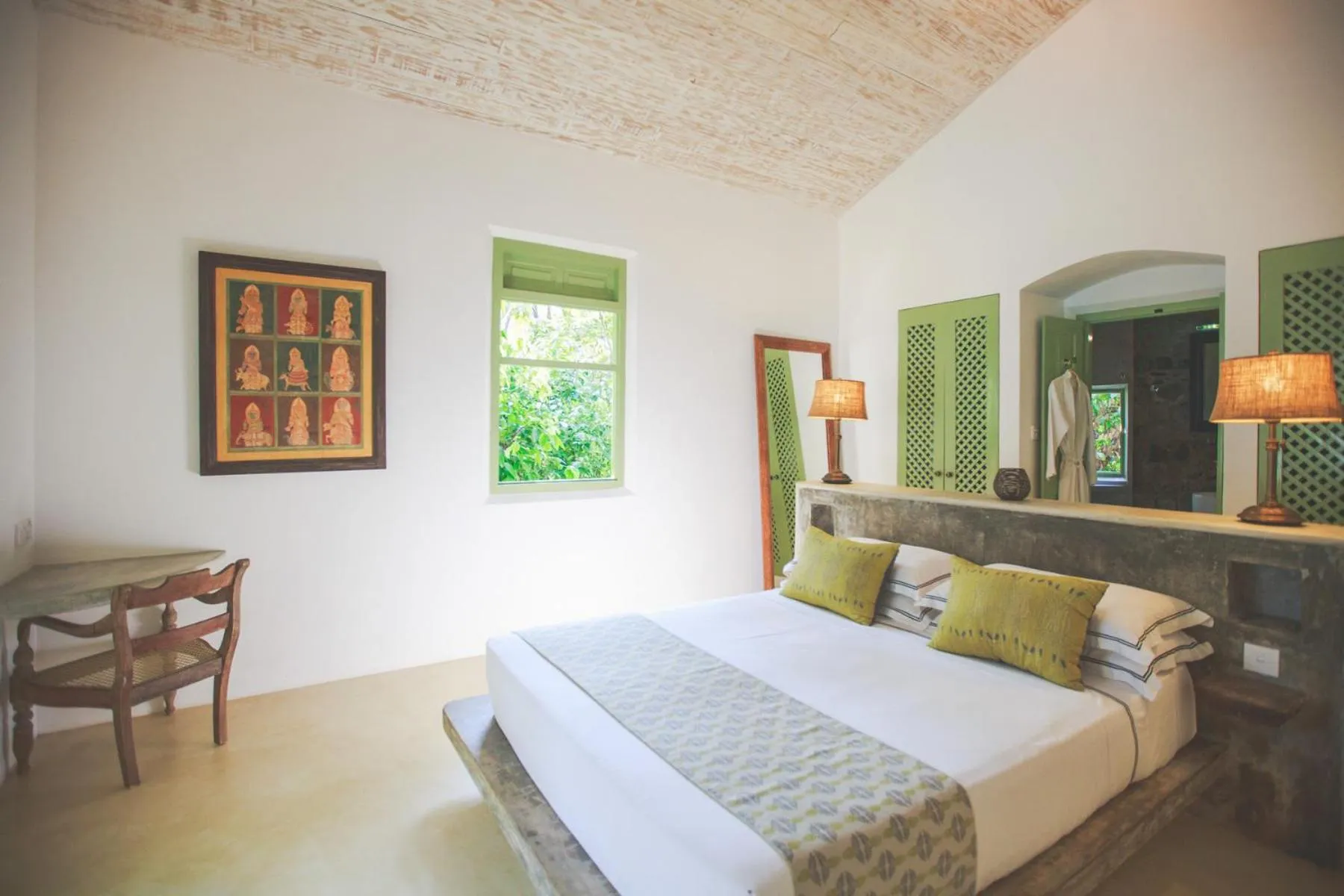 Bed in Karmel Villa Thalduwa Island - Five Bedroom Luxury Villa with Private Pool
