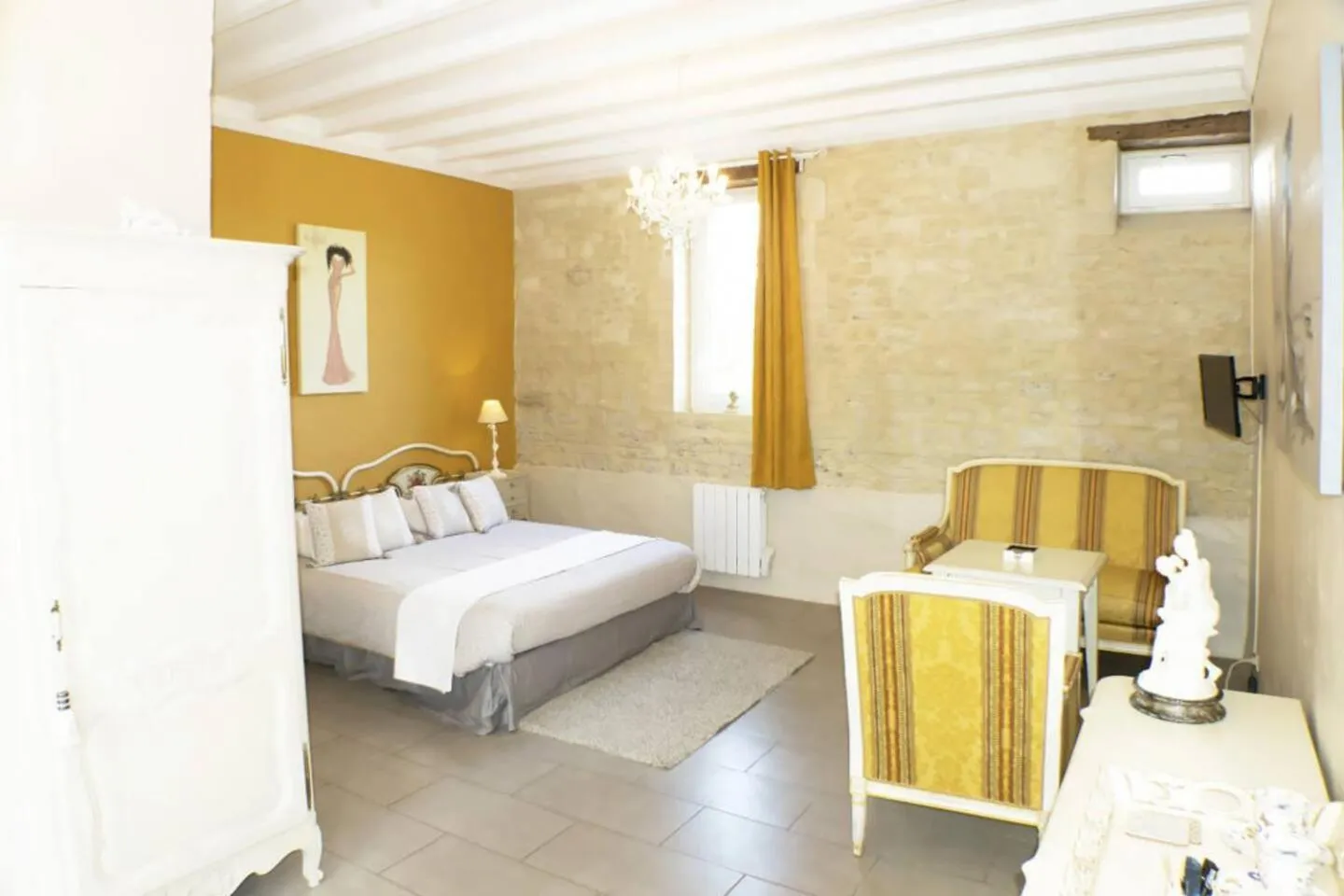 Photo of the whole room, Bed in Les Pérelles