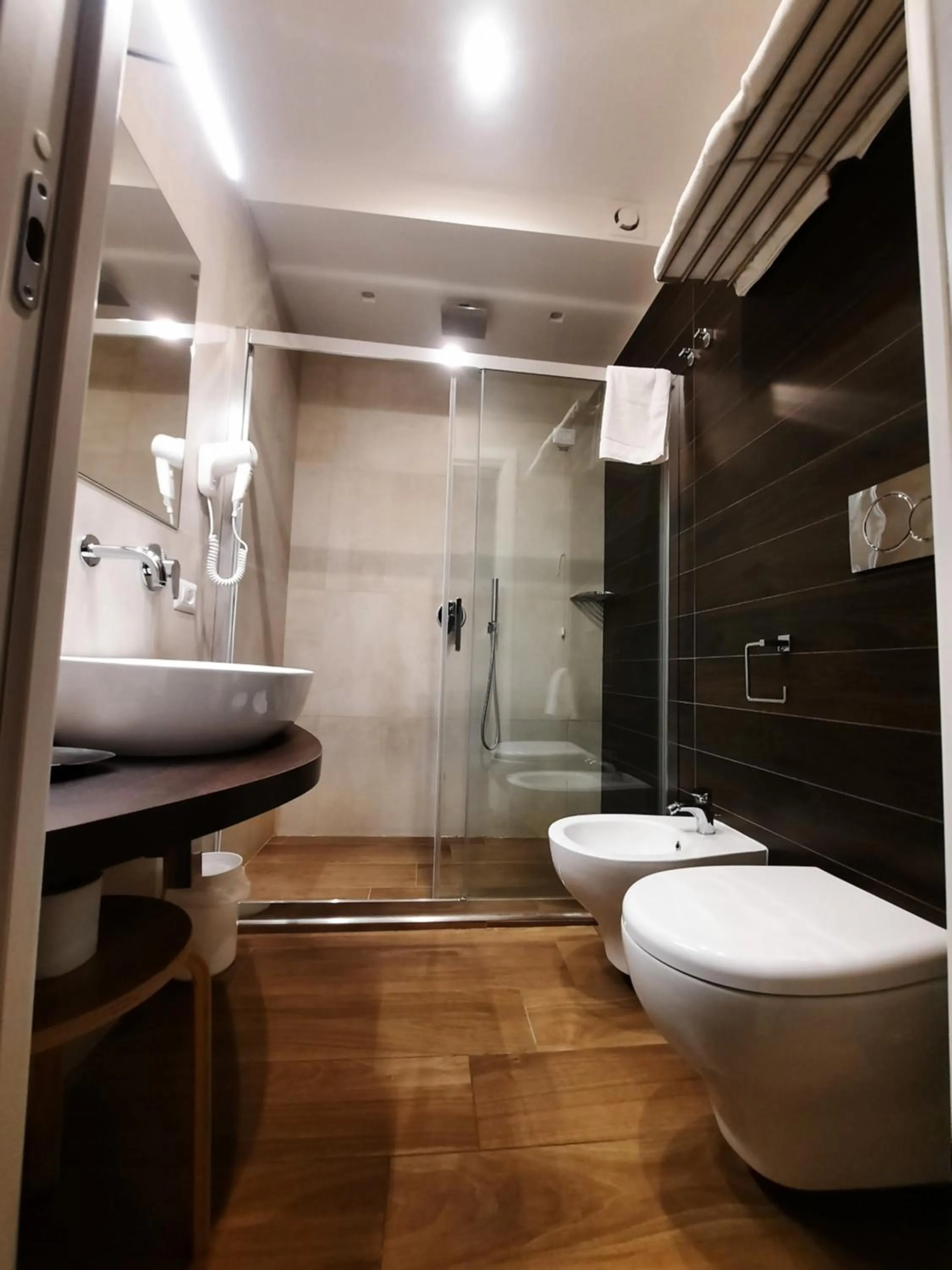 Bathroom in Gea suite