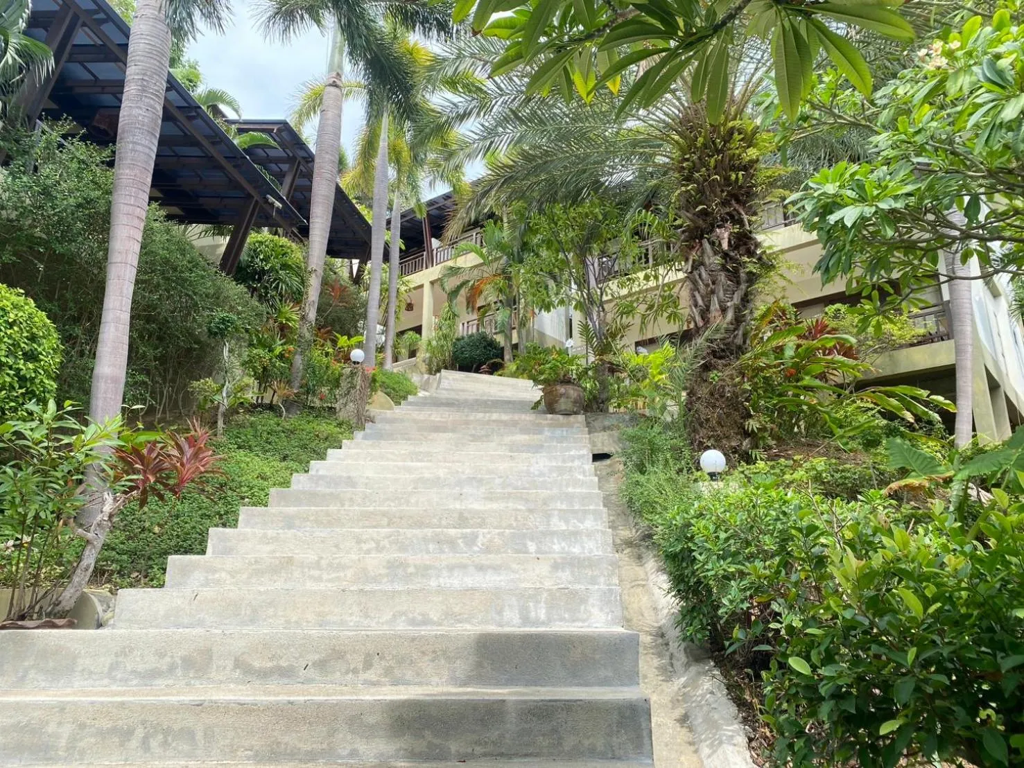 Facade/entrance in Sunset Beach Villas