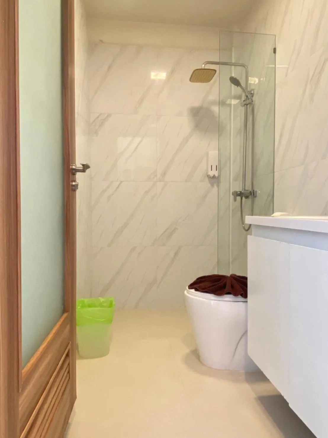 Bathroom in Sunset Beach Villas