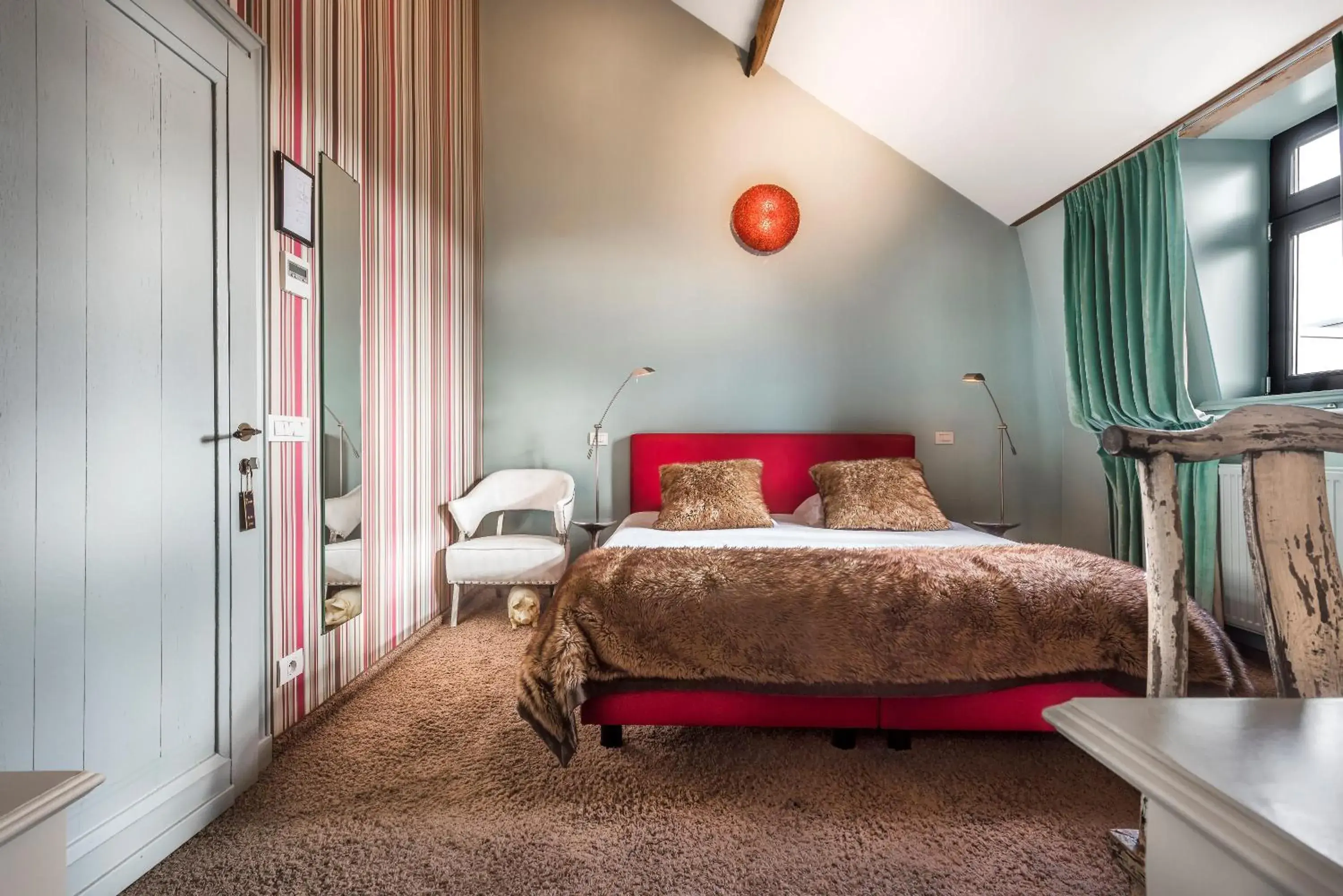 Deluxe Double or Twin Room in Main Street Hotel Deluxe Double or Twin Room in Main Street Hotel