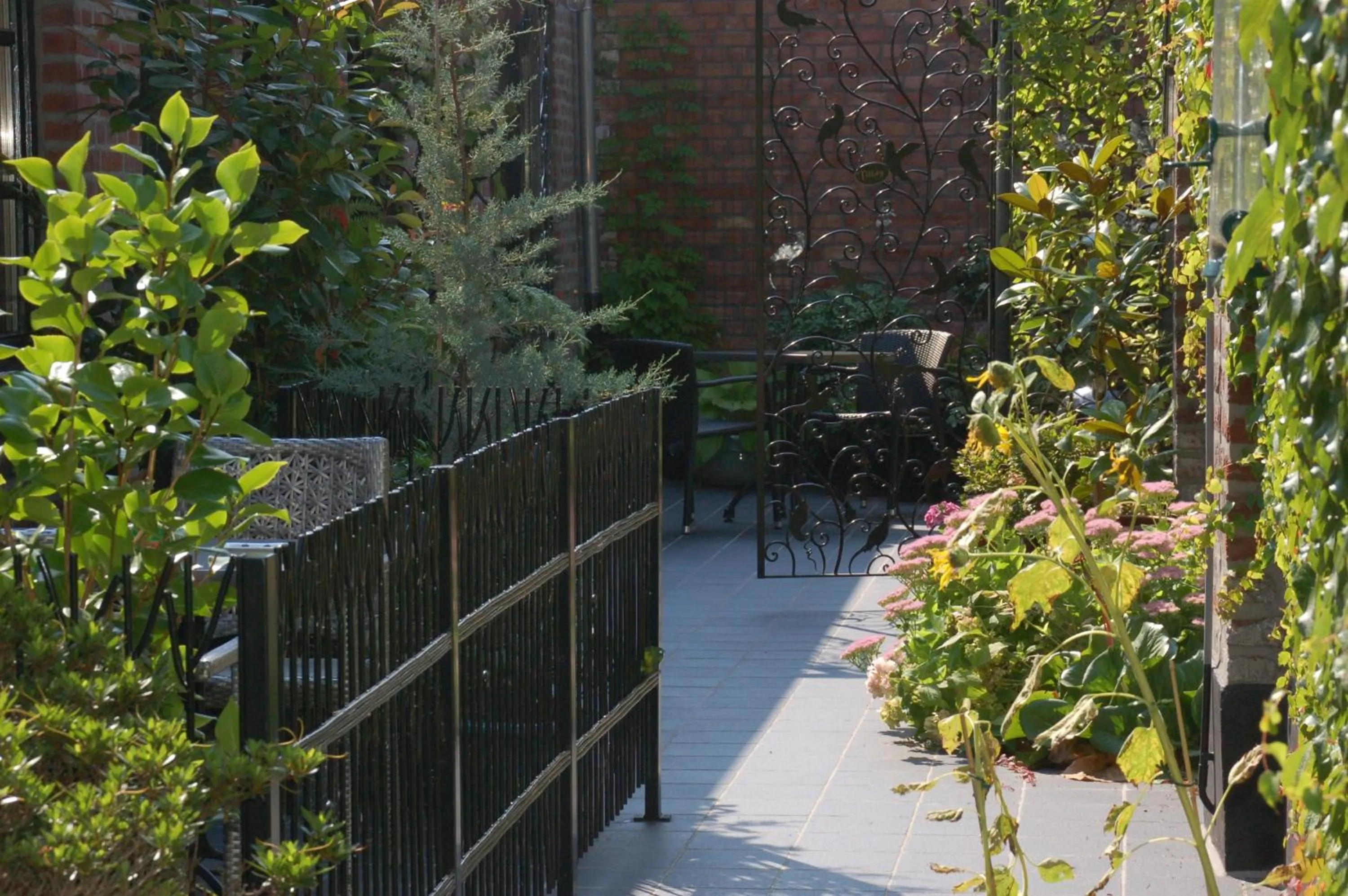 Patio in Main Street Hotel