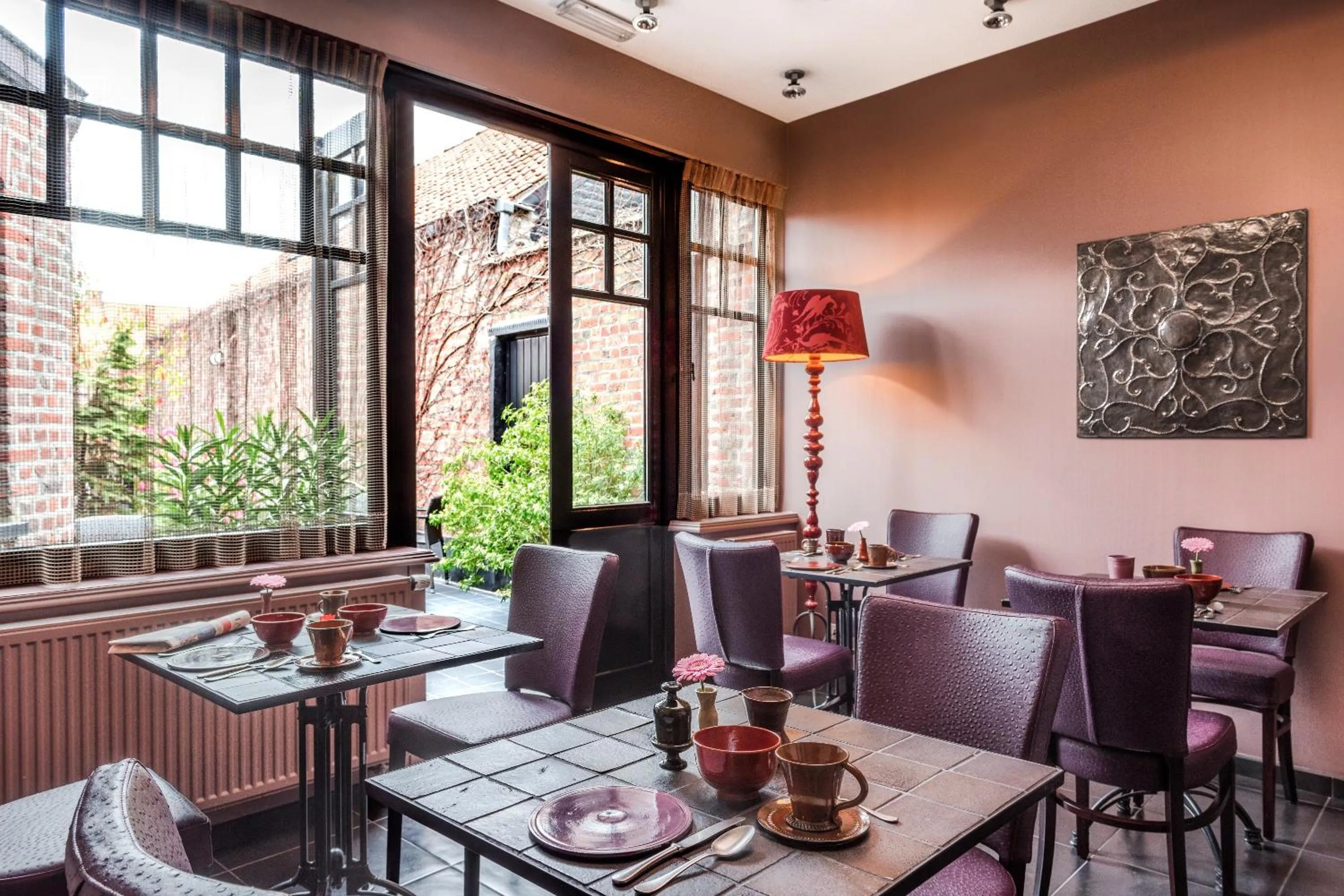 Food in Main Street Hotel