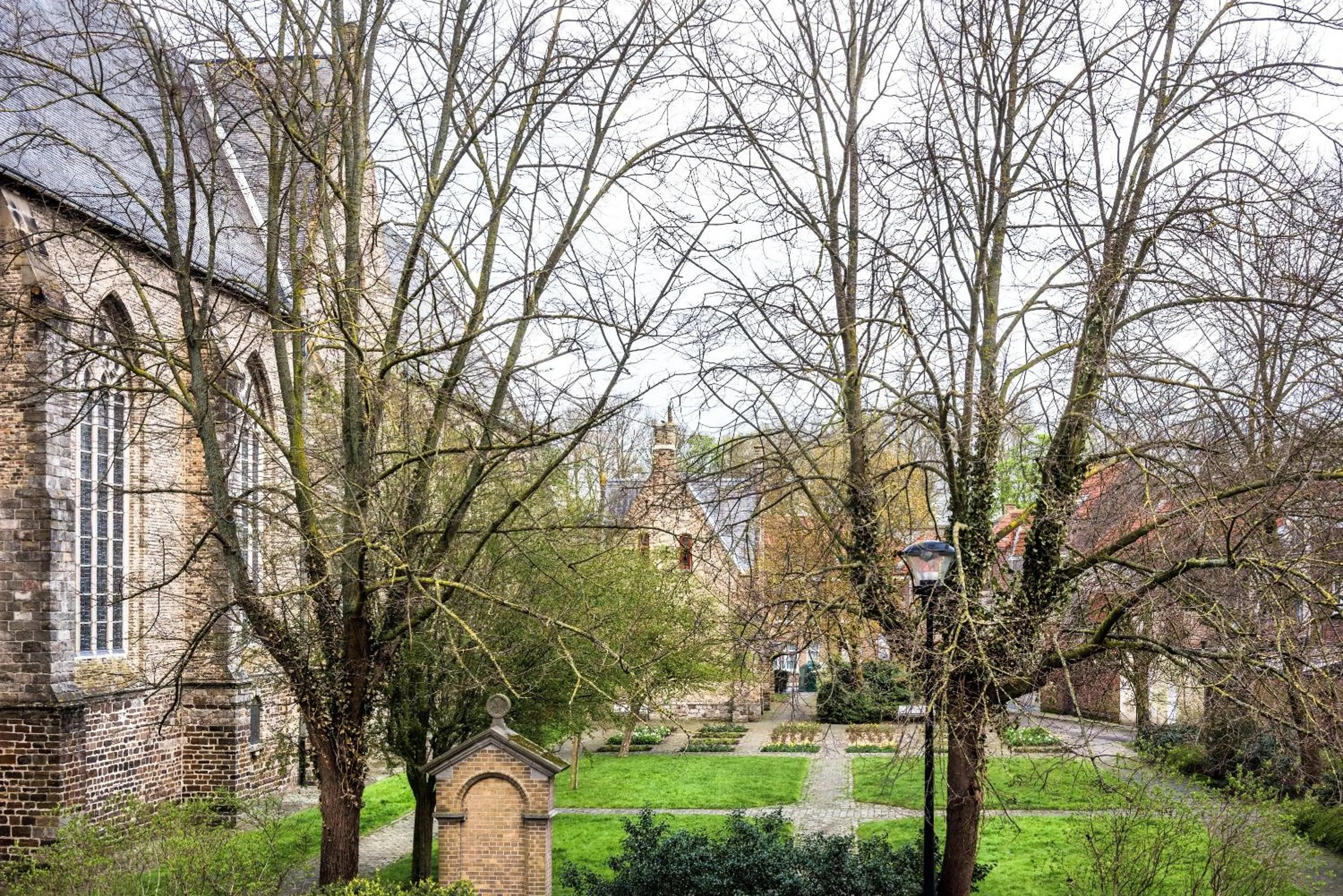 City view in Main Street Hotel