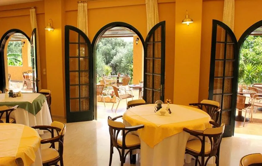 Restaurant/places to eat in Sunrise Inn