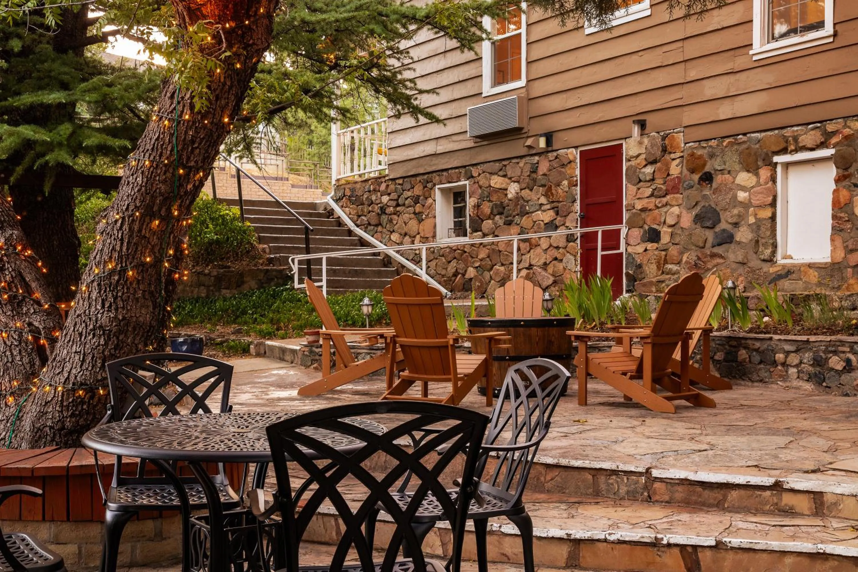 Patio in Prescott Pines Inn