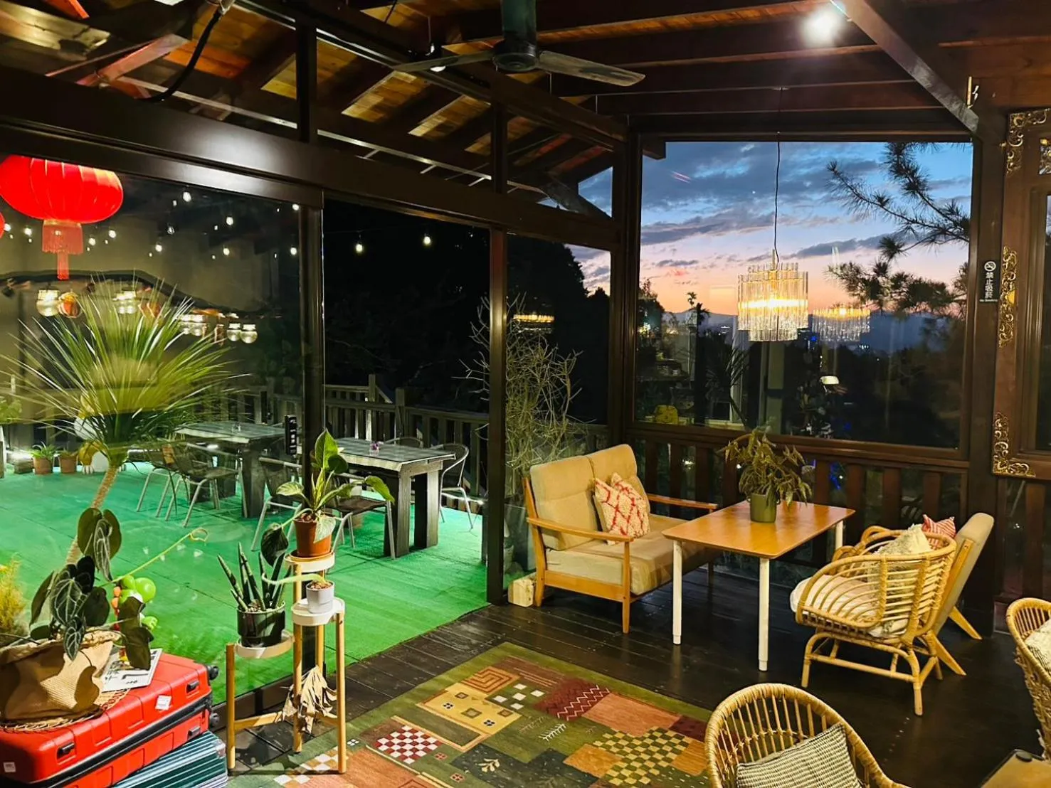 Property building in Yue Ya Villa