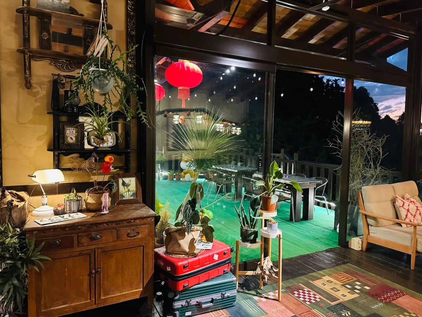 Property building in Yue Ya Villa