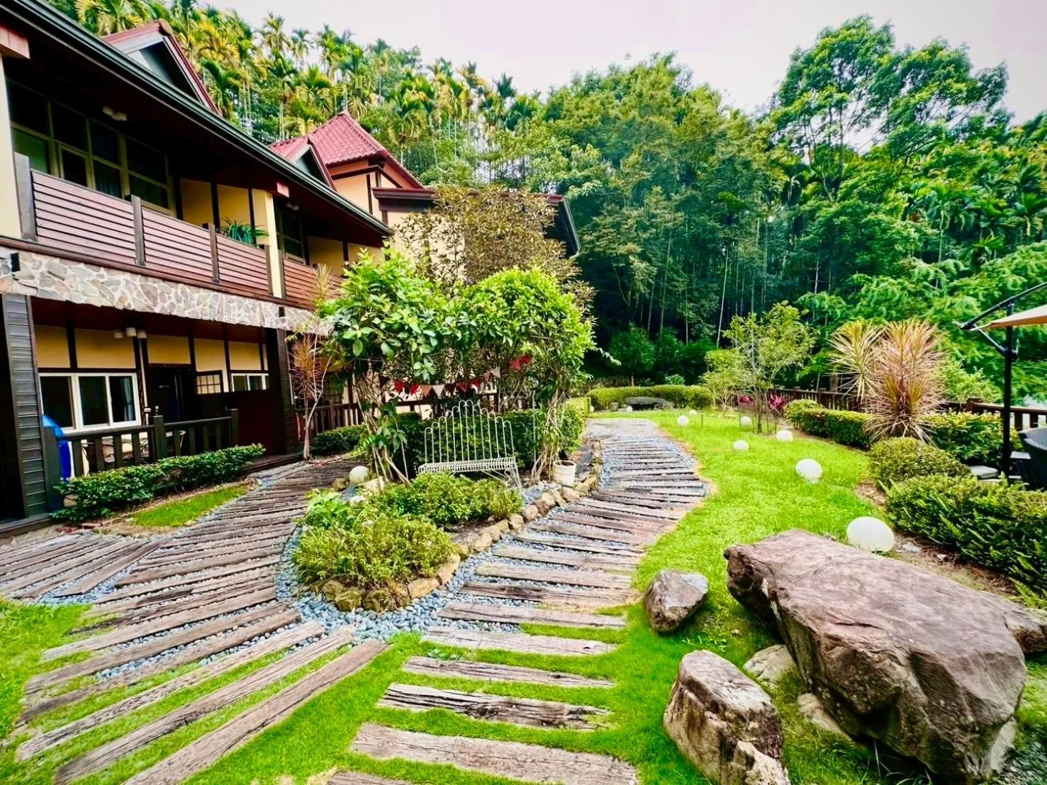 Property building in Yue Ya Villa