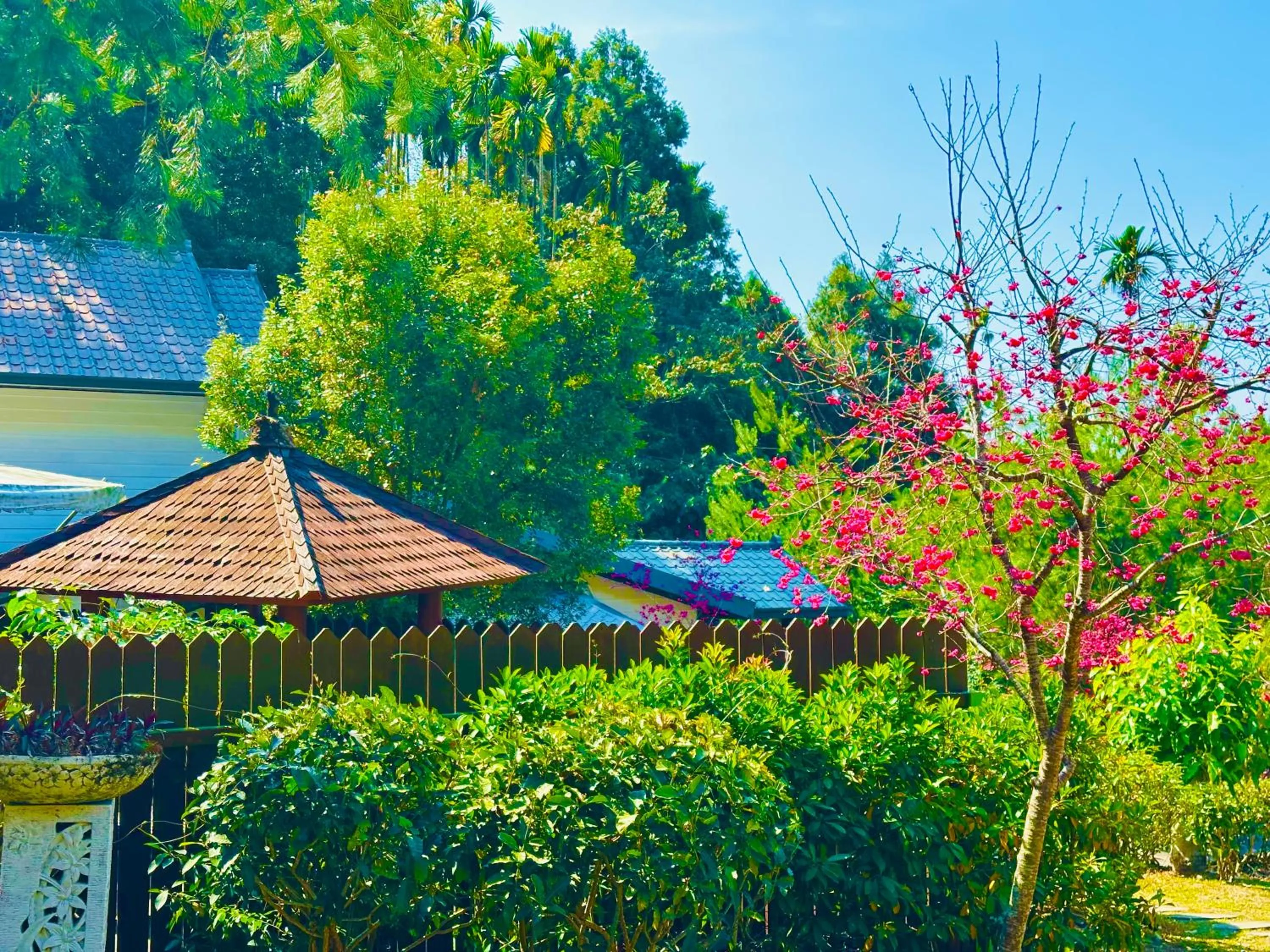 Property building in Yue Ya Villa