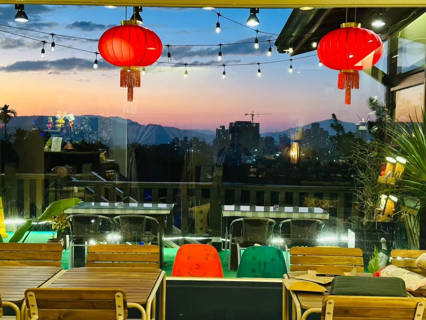 Property building in Yue Ya Villa