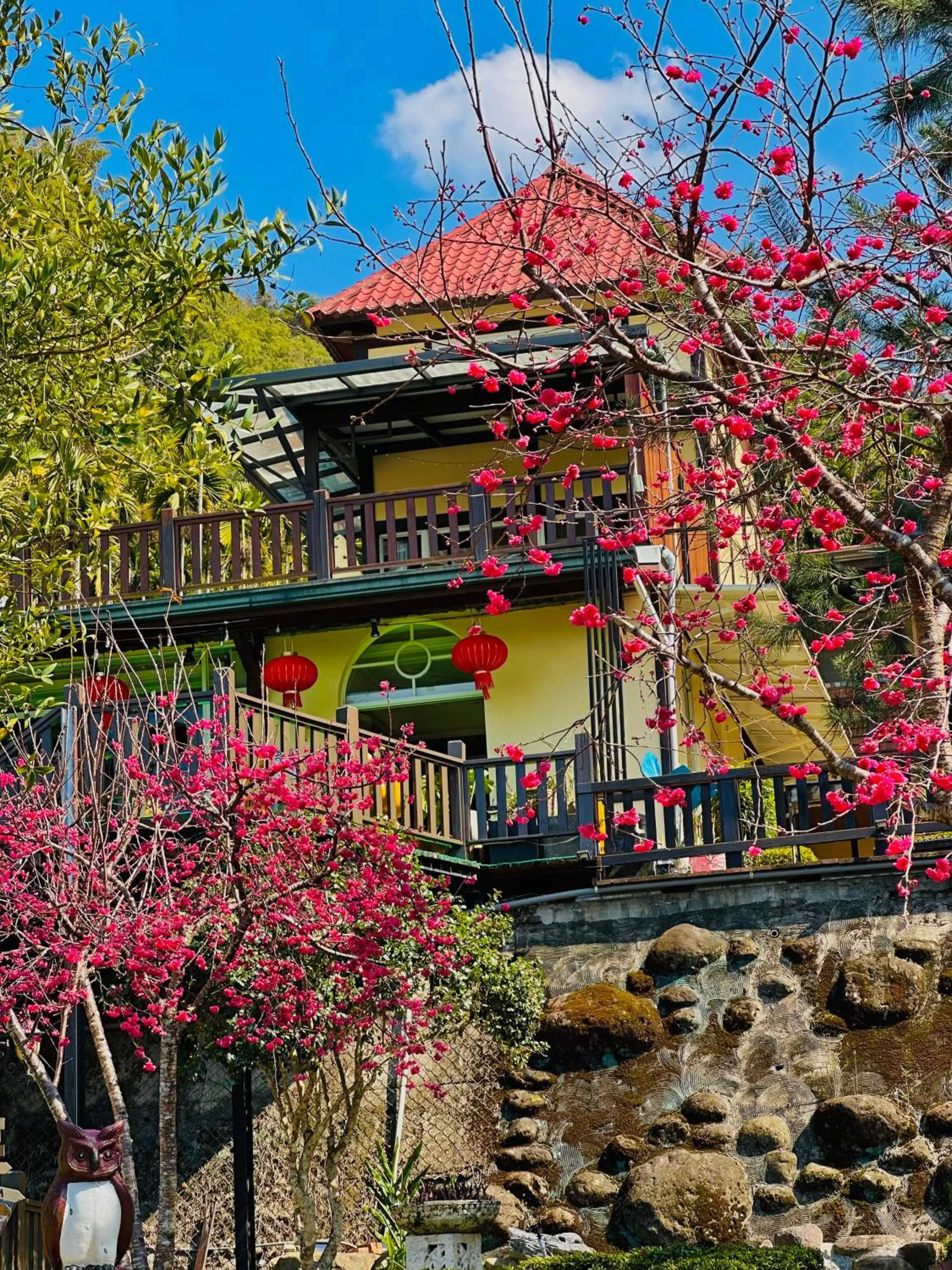 Property building in Yue Ya Villa