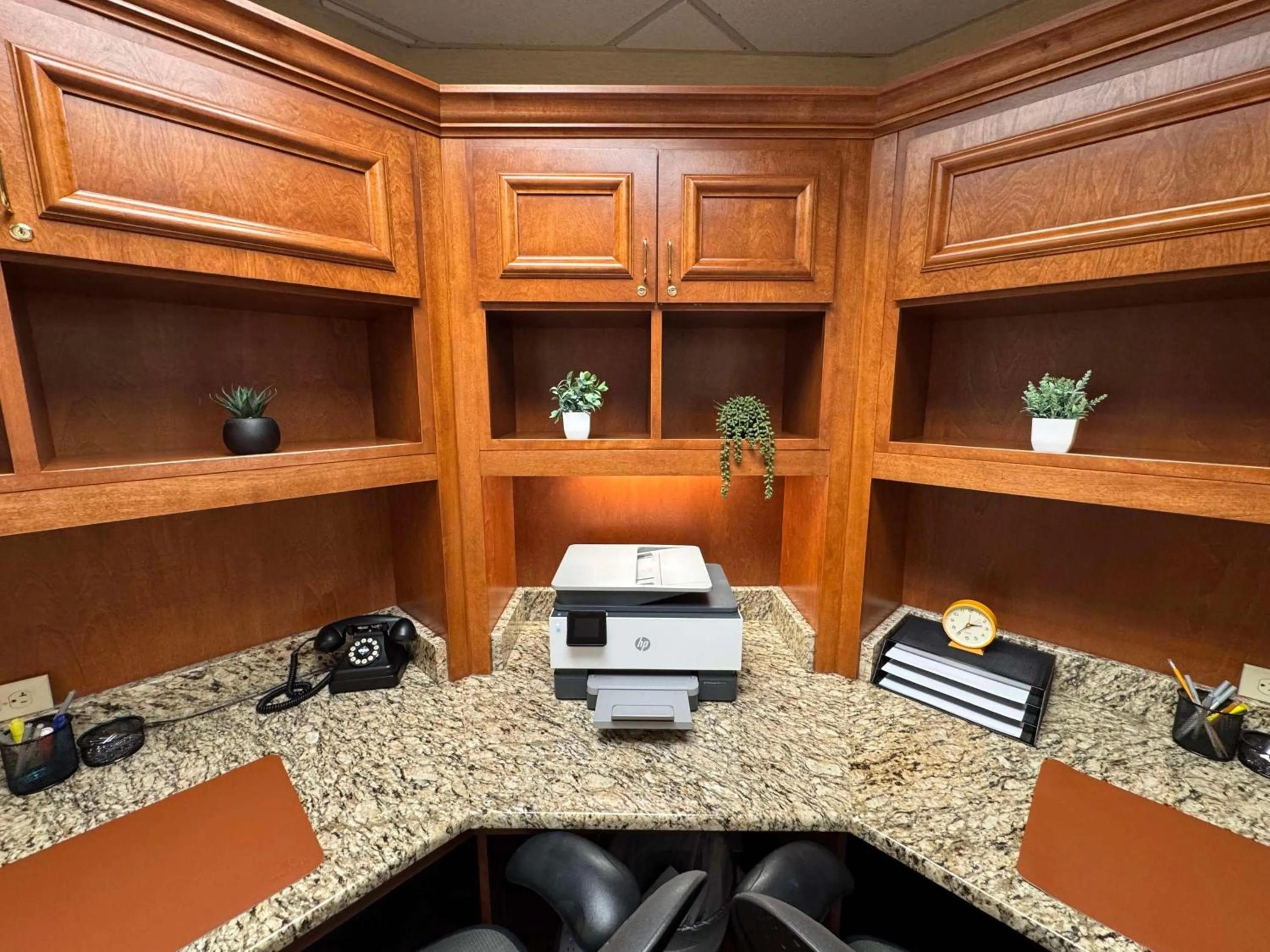 Business facilities in Hilton Garden Inn Lake Forest Mettawa