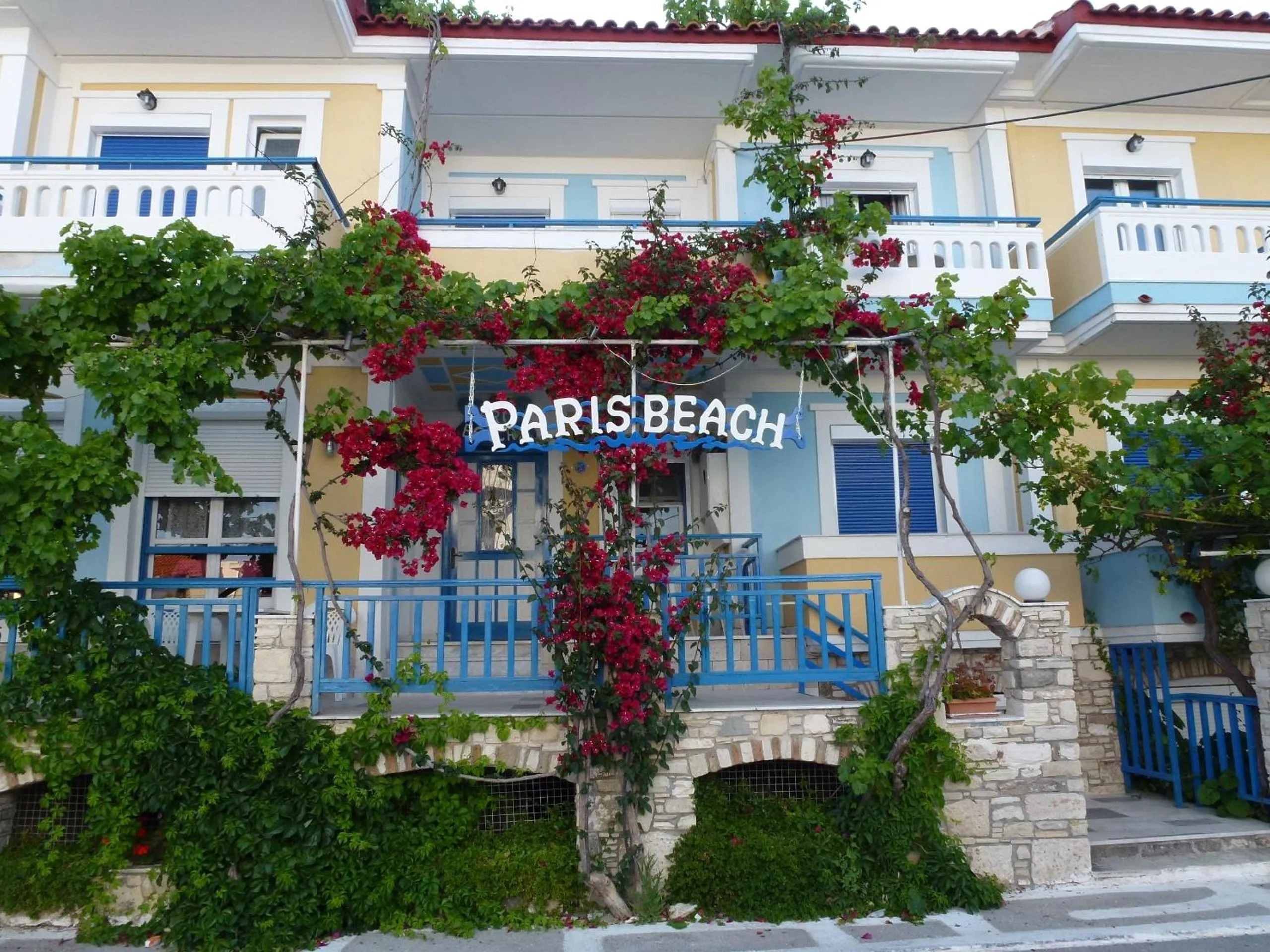 Facade/entrance in Paris Beach Hotel