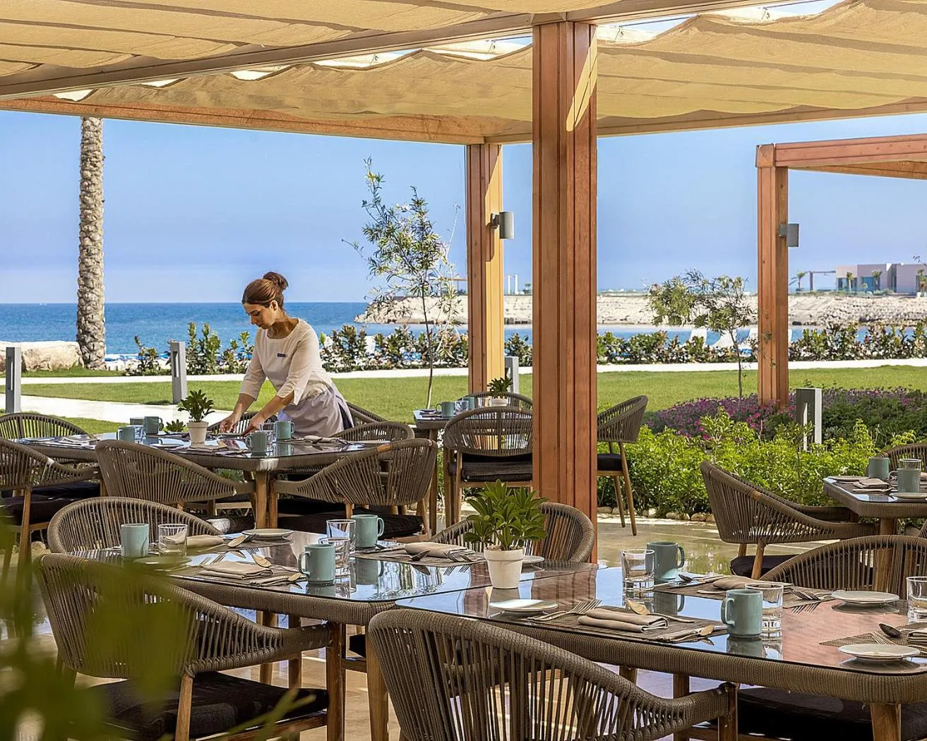 Restaurant/places to eat in Four Seasons Hotel Alexandria At San Stefano