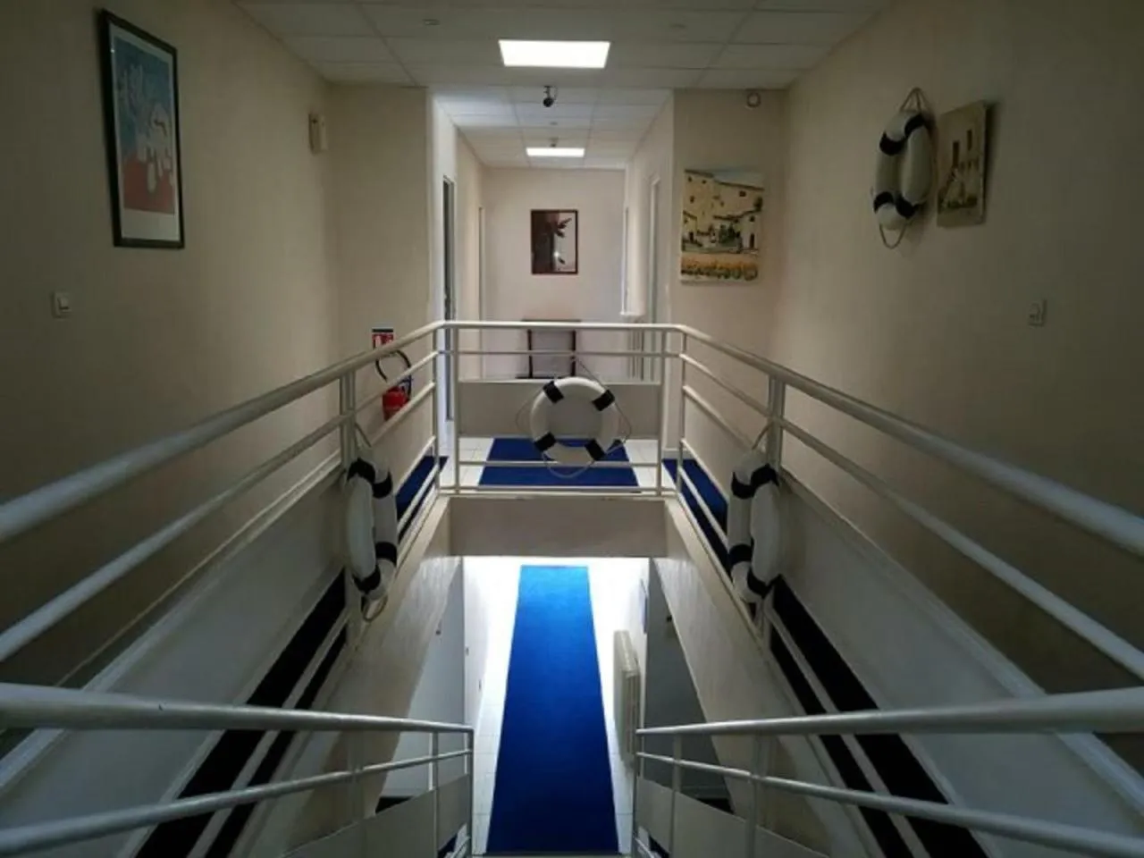 Decorative detail in Carry Hotel