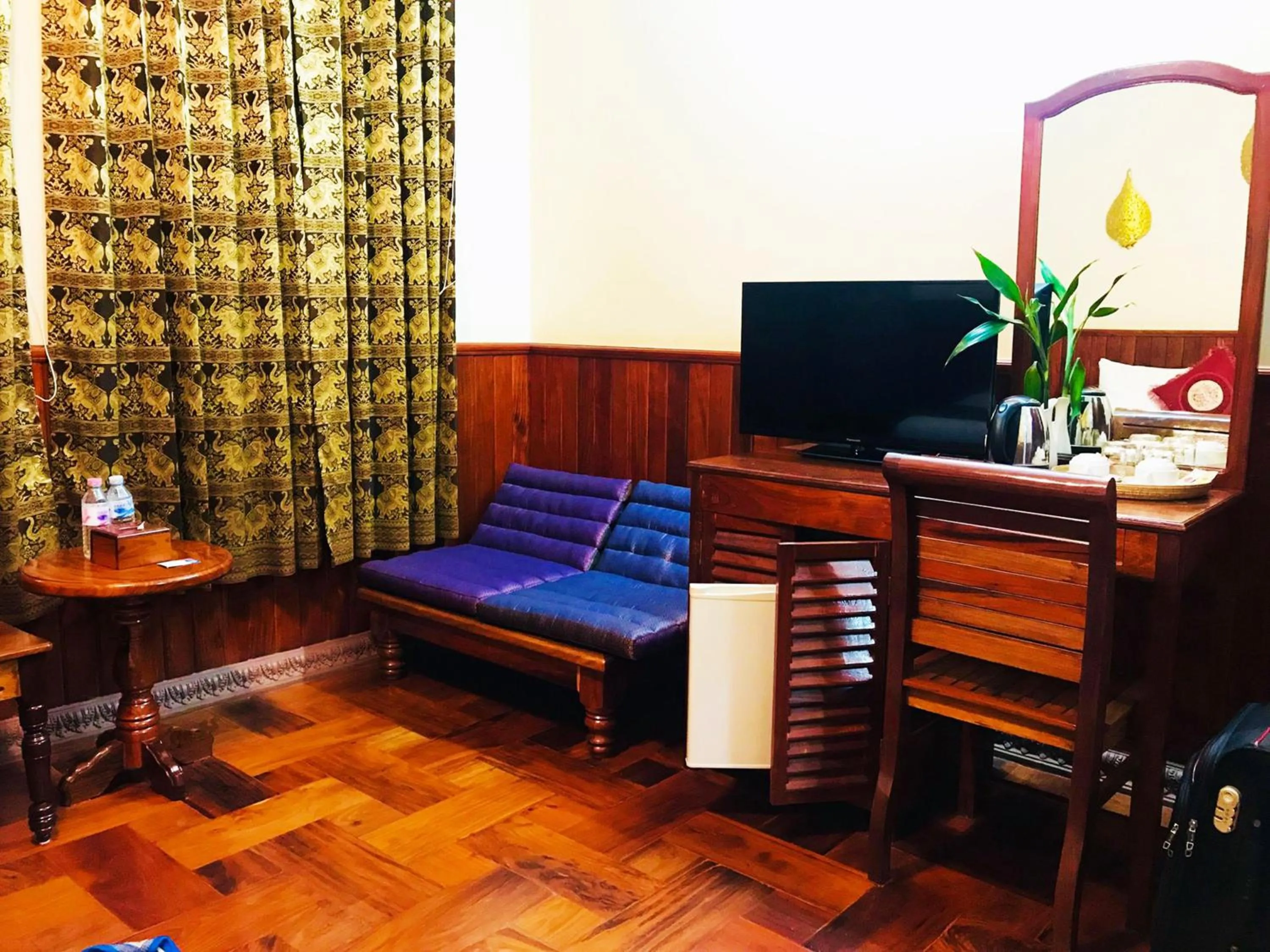 Seating area in Okay 1 Villa