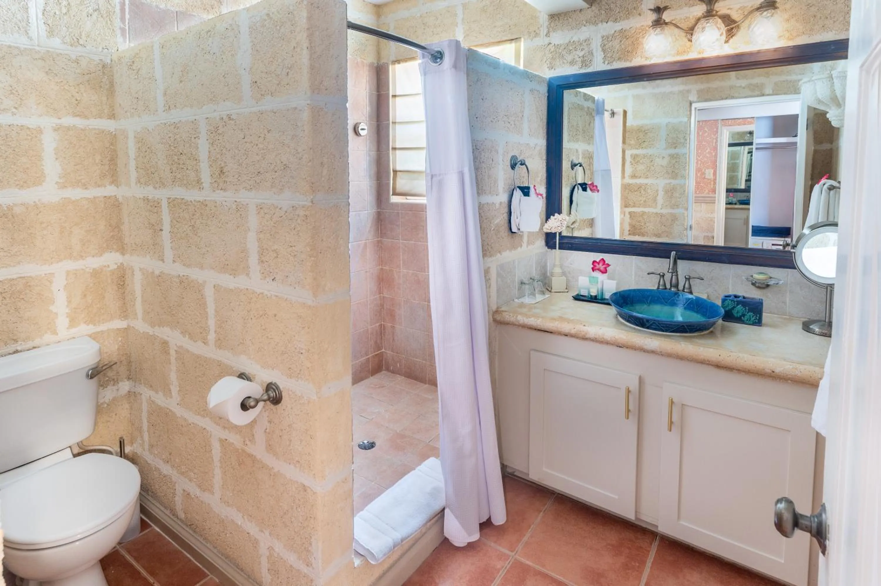 Bathroom in Little Arches Boutique Hotel - Adults Only