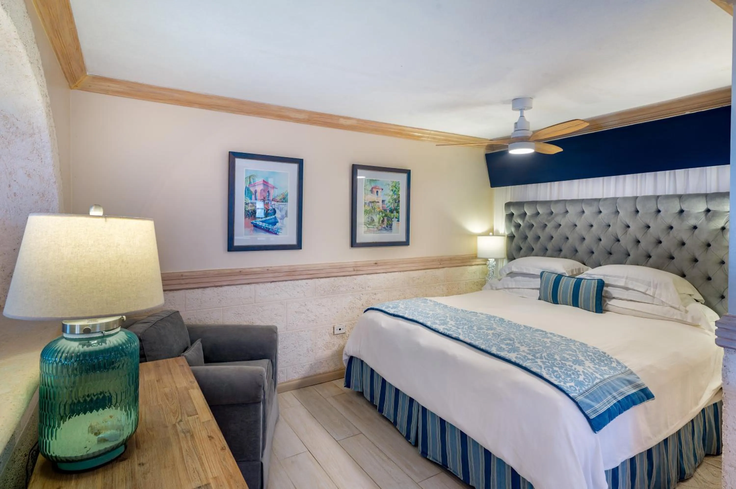 Bed in Little Arches Boutique Hotel - Adults Only