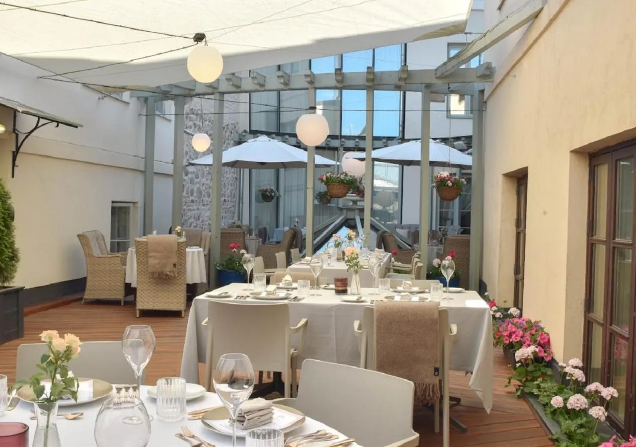 Restaurant/places to eat in Antonius Boutique Hotel