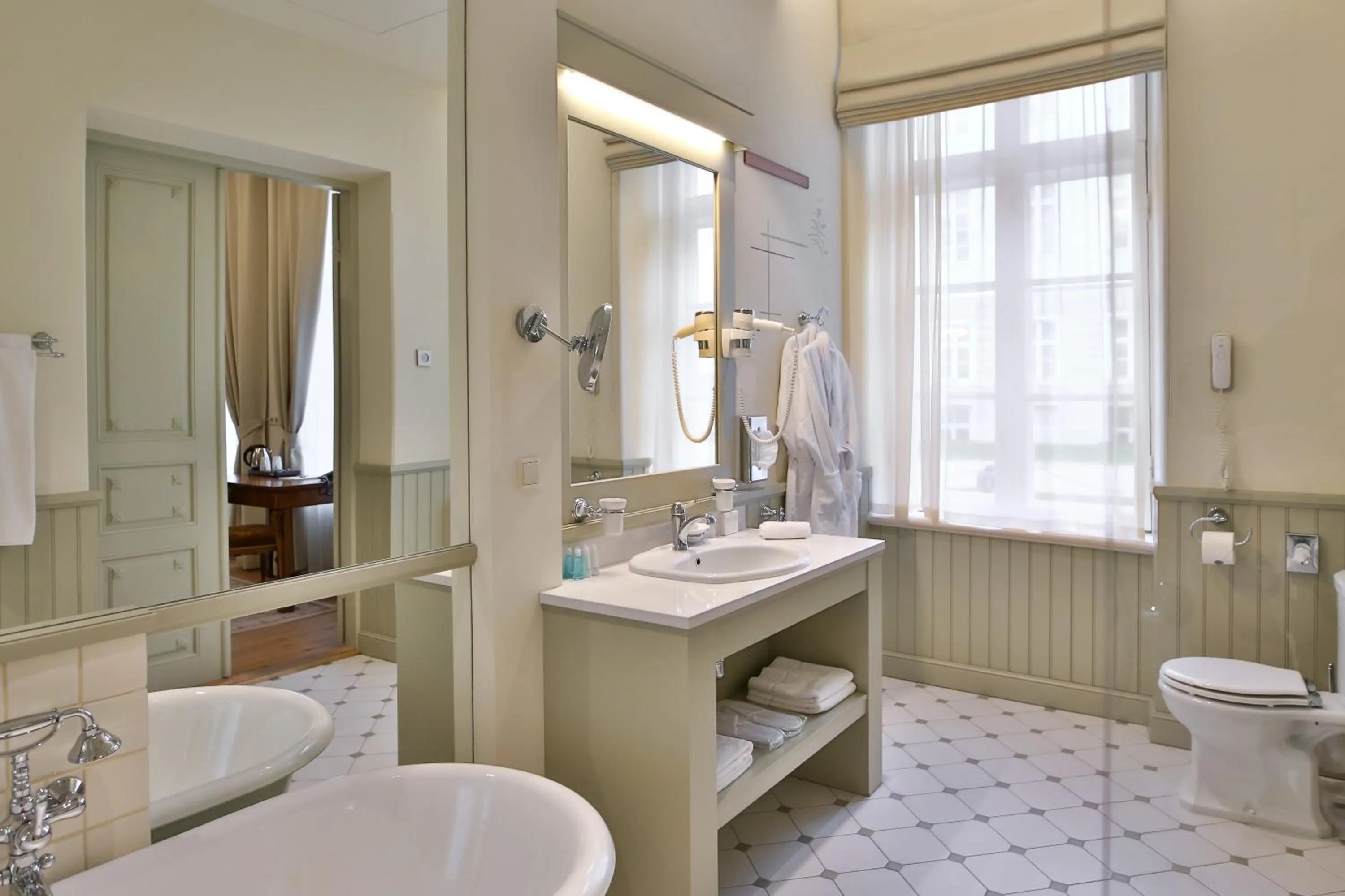 Bathroom in Antonius Boutique Hotel