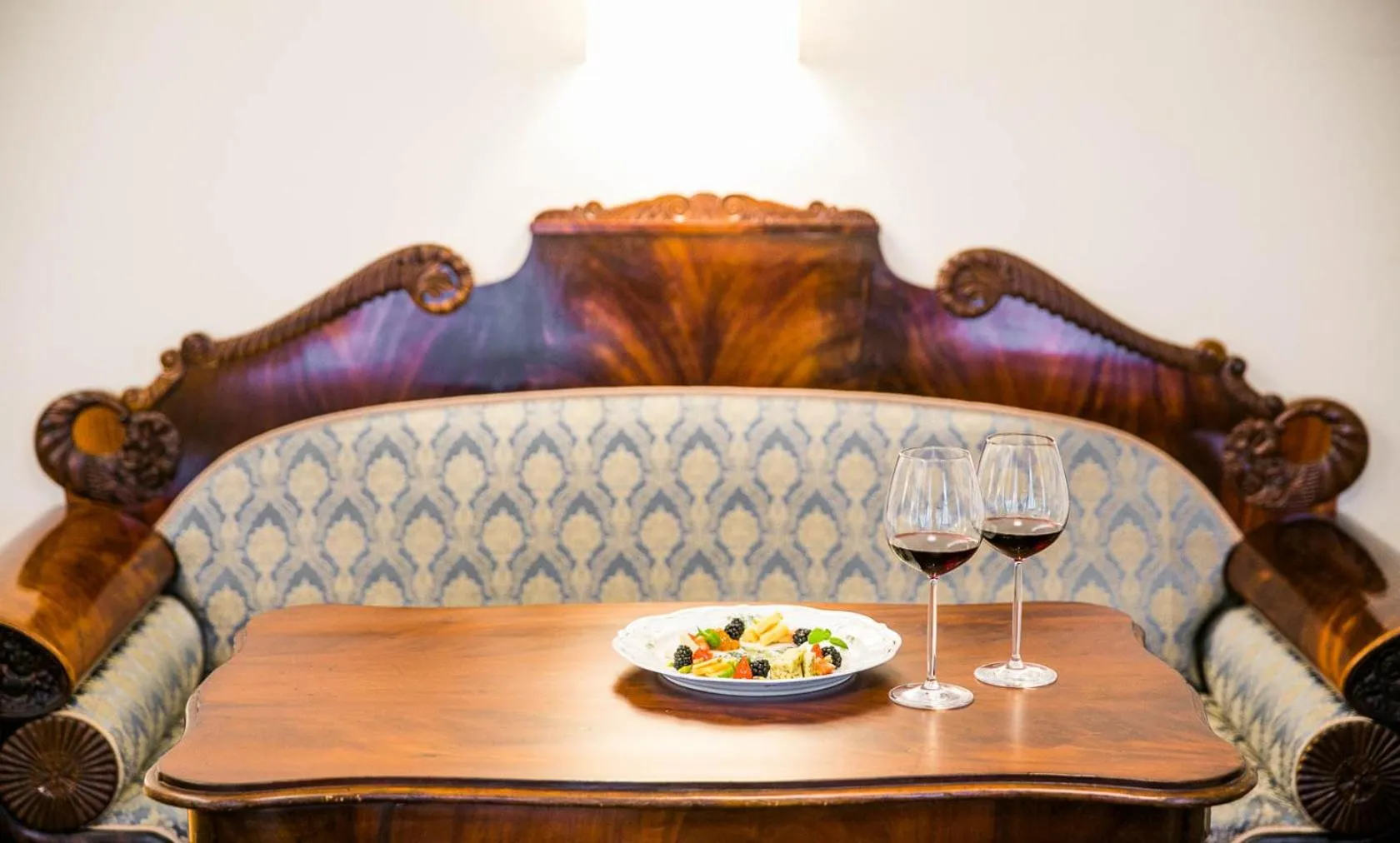 Seating area in Antonius Boutique Hotel