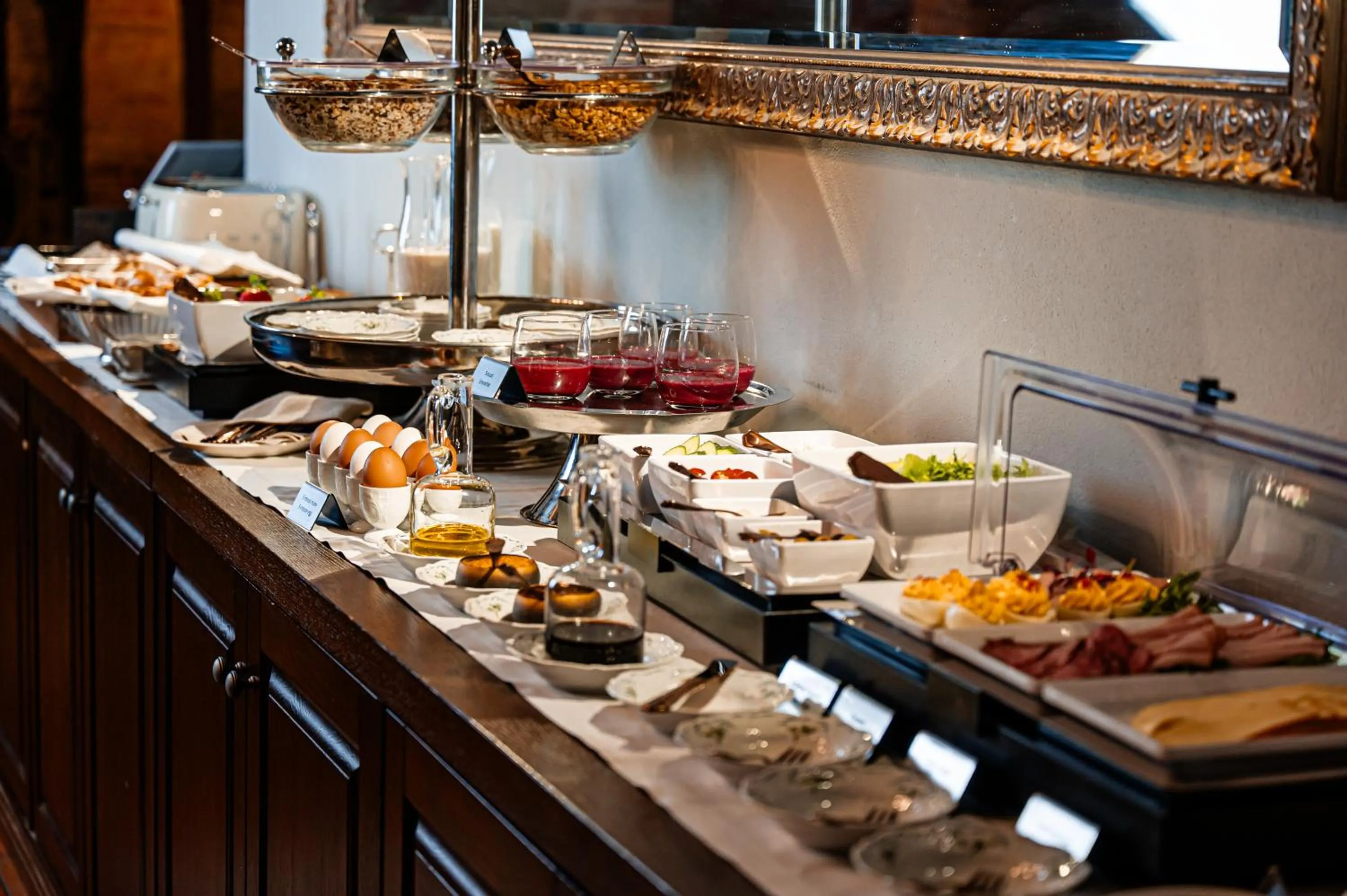 Breakfast in Antonius Boutique Hotel