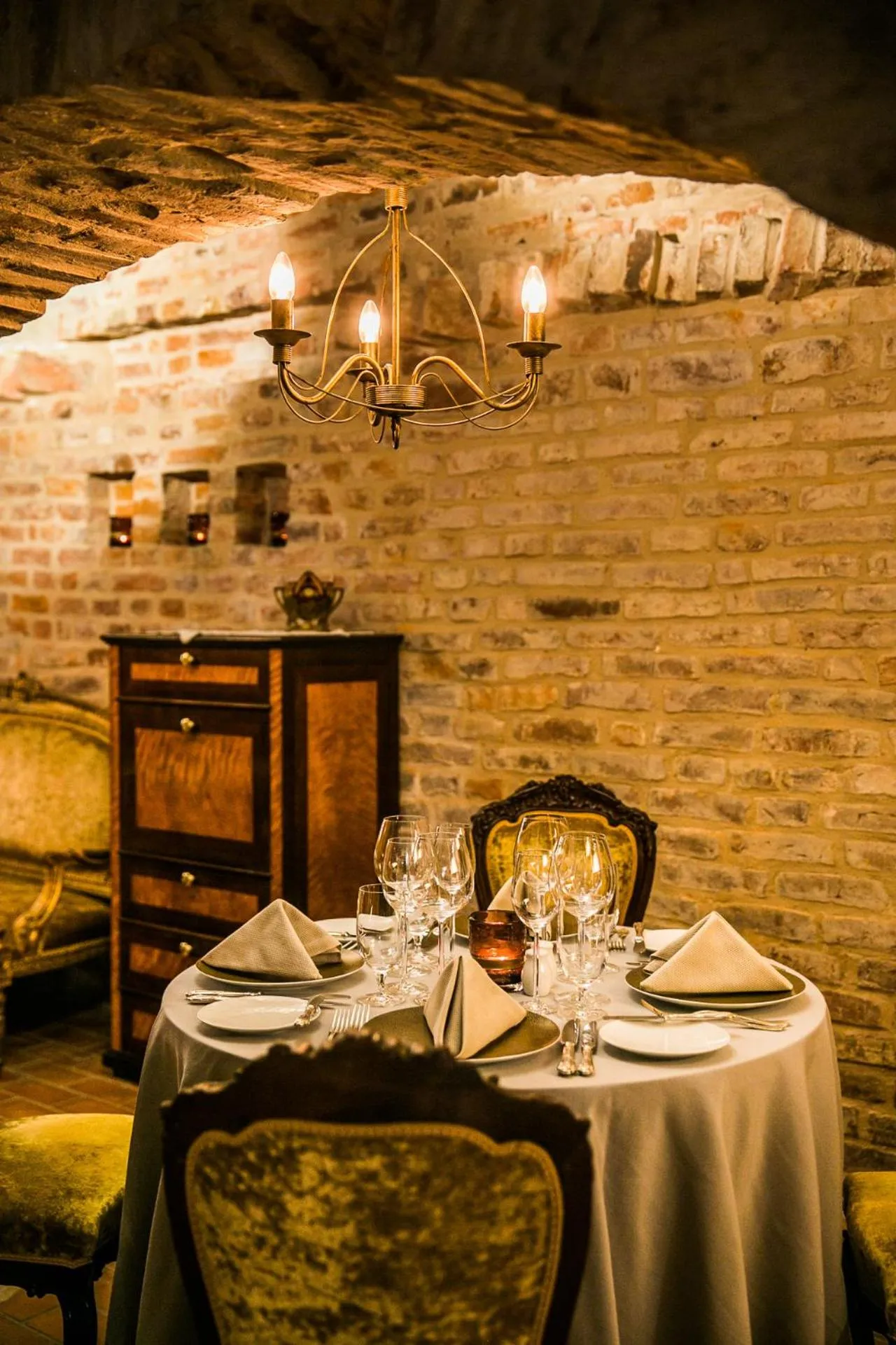 Restaurant/places to eat in Antonius Boutique Hotel