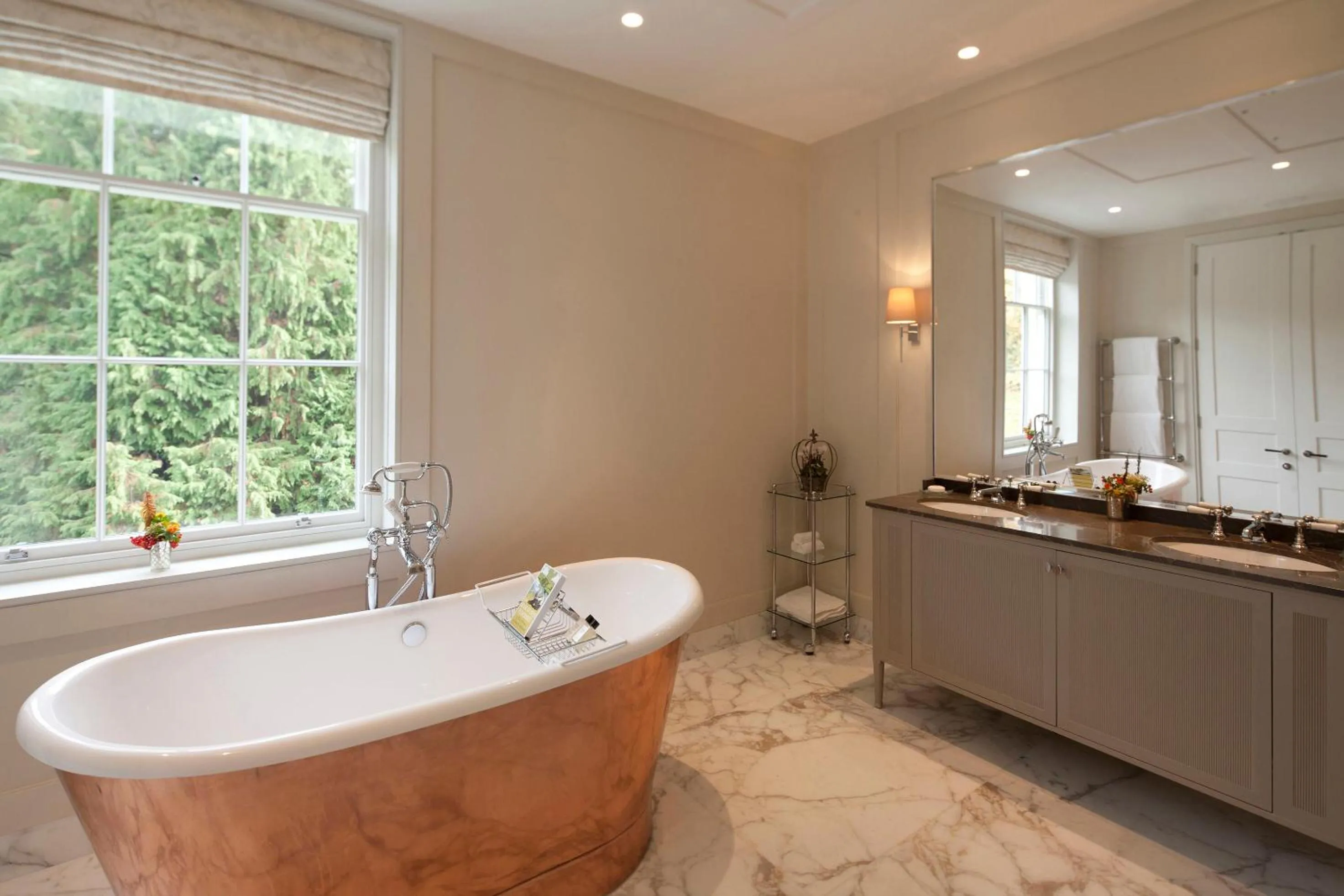 Bathroom in Coworth Park - Dorchester Collection