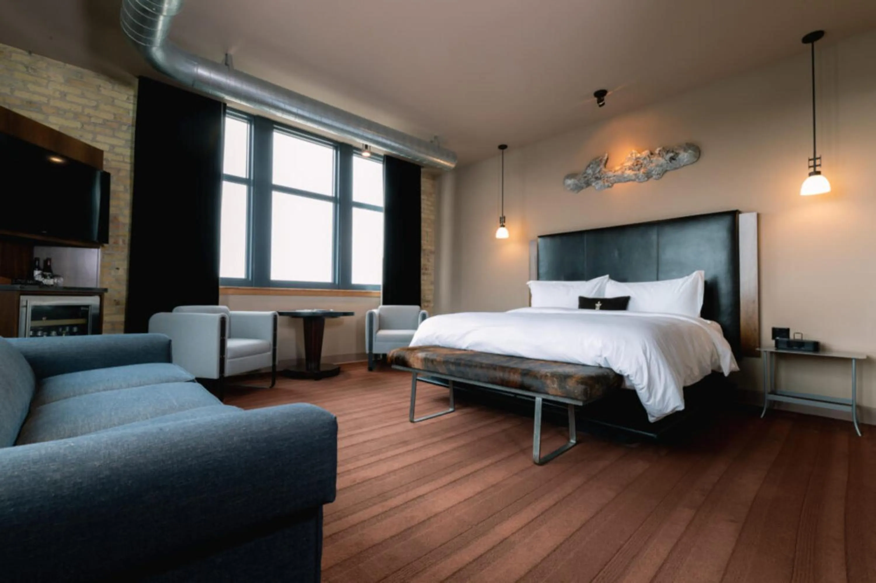 Bed in The Iron Horse Hotel