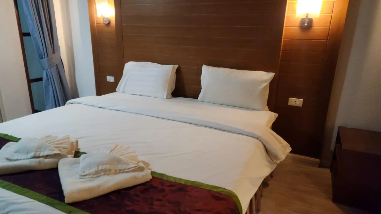 Bed in Sasitara Residence
