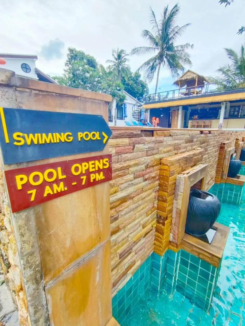 Swimming pool in Sasitara Residence
