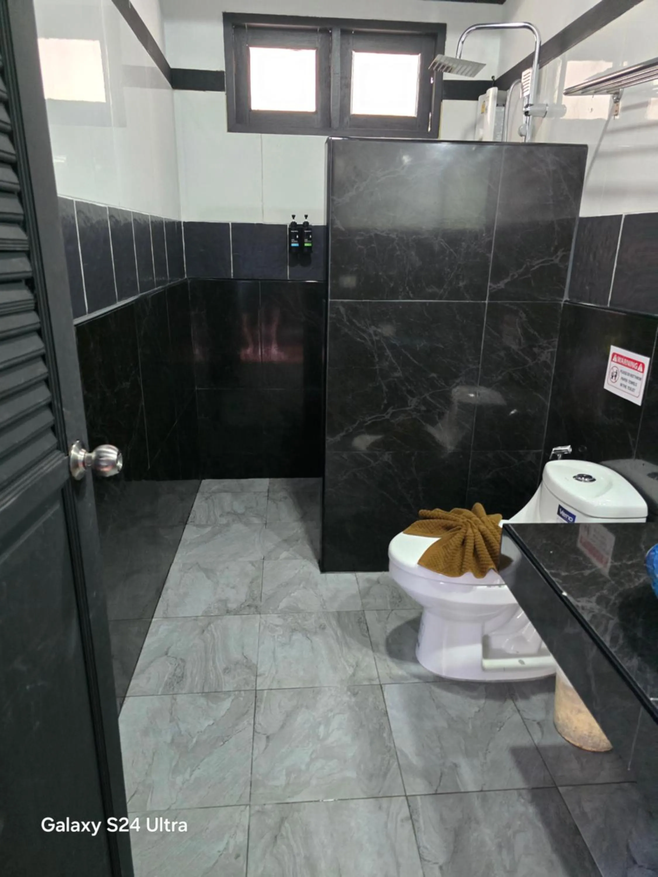 Bathroom in Sasitara Residence