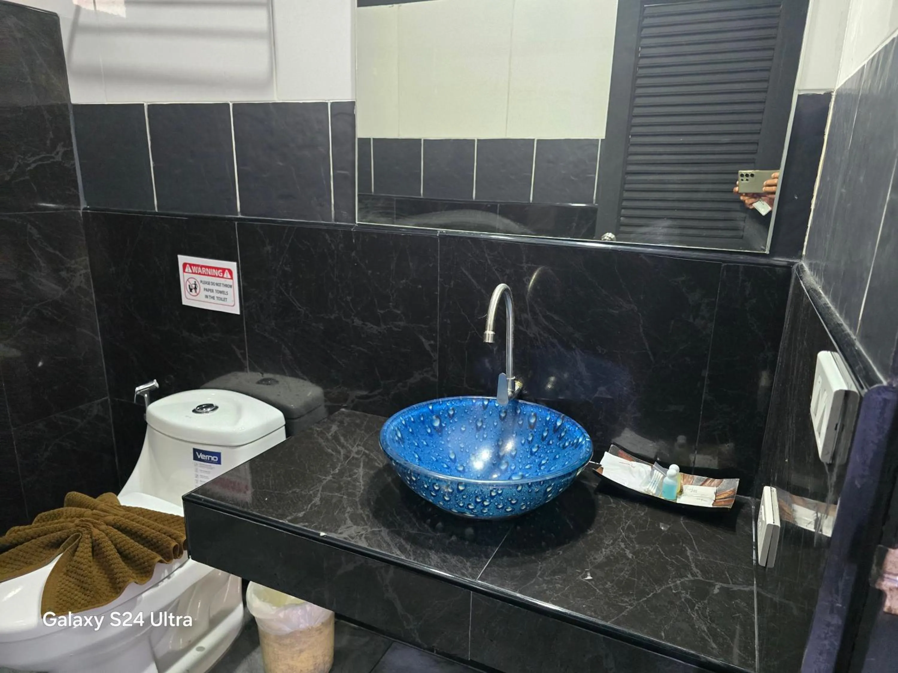 Toilet in Sasitara Residence
