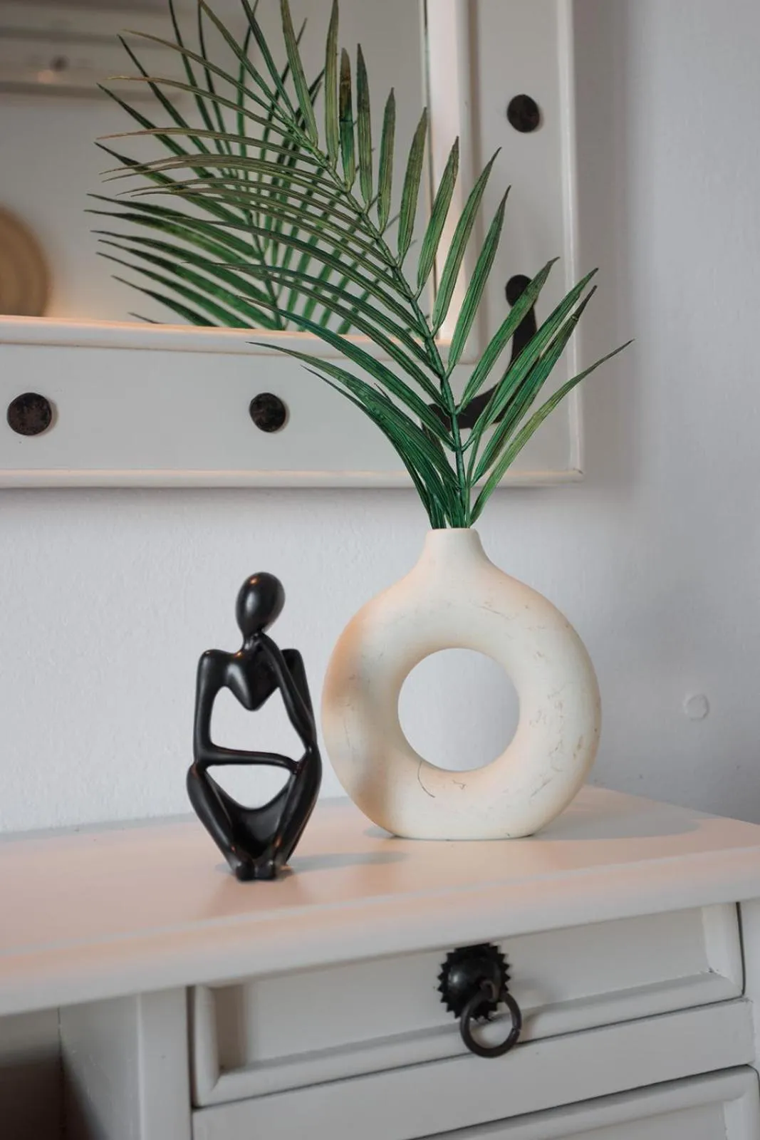 Decorative detail in Anemomilos Beach hotel